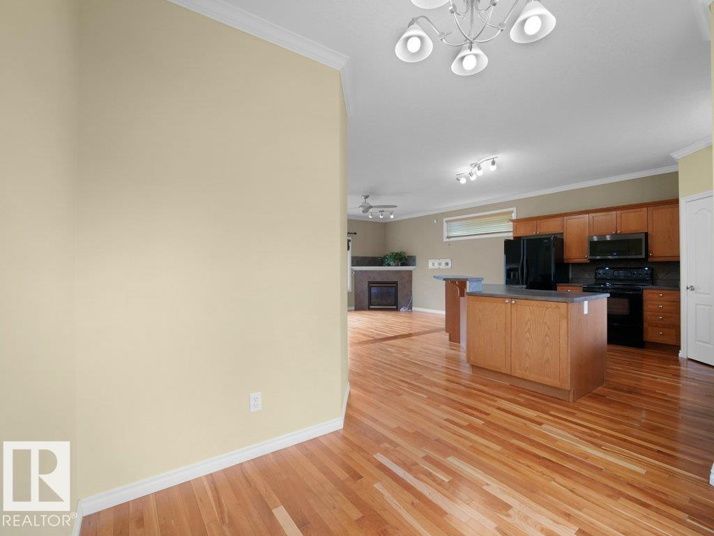 https://zimg.paragon.ice.com/ParagonImages/Property/PM/RAE/225411240/15/0/0/be0910d169e7fd1f9e5ad55d6fbd23cb/1/7896bb72e6bcca6ce2b8de4a39b98a50/225411240-13e28e88-30f1-477c-bfd4-28bd70874b2c.JPG