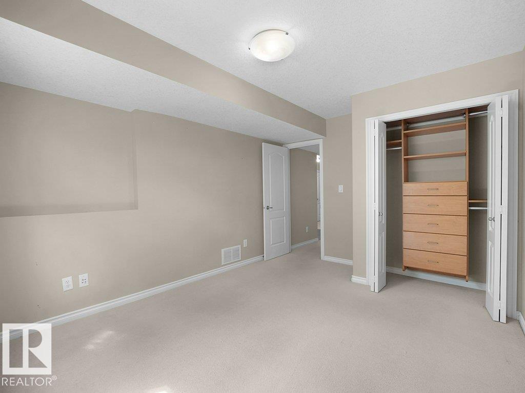 https://zimg.paragon.ice.com/ParagonImages/Property/PM/RAE/225411240/30/0/0/355d74d28a48a4f0ad0492bb29c865fd/1/7896bb72e6bcca6ce2b8de4a39b98a50/225411240-b2c1212e-c28b-4603-a89c-8134cc93450c.JPG