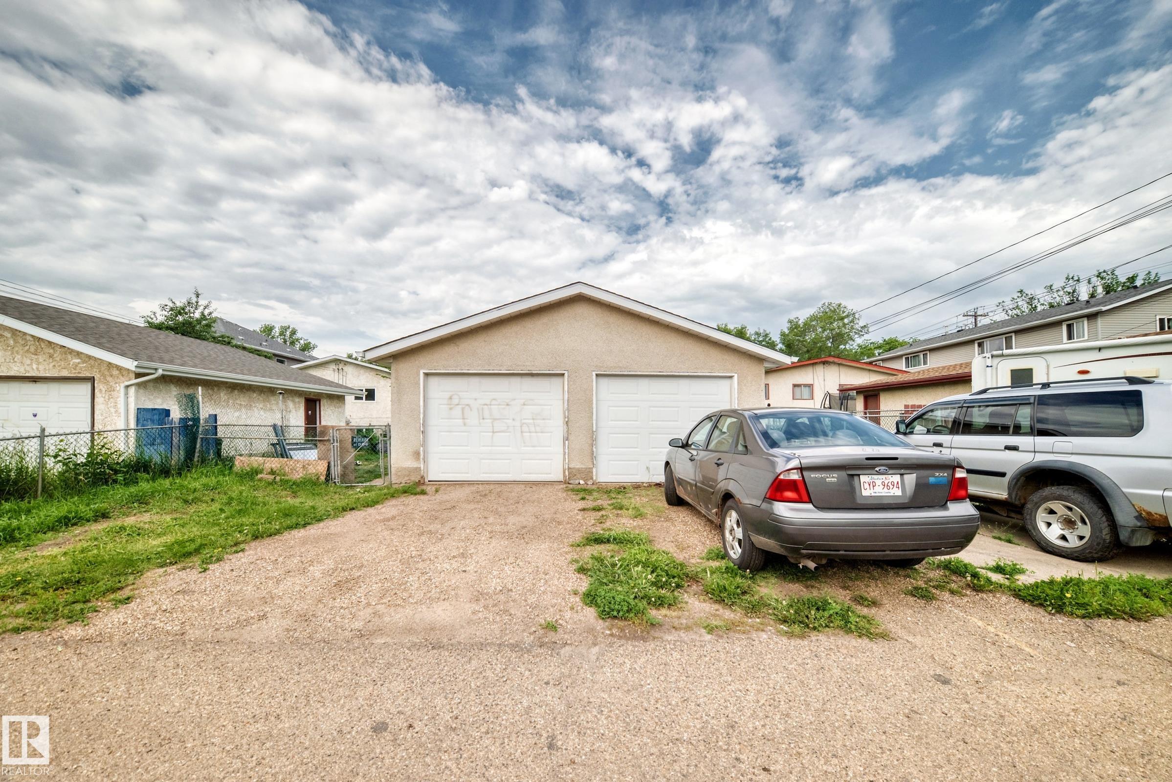 Photo 34 at 11939 89 Street NW, Eastwood, Edmonton