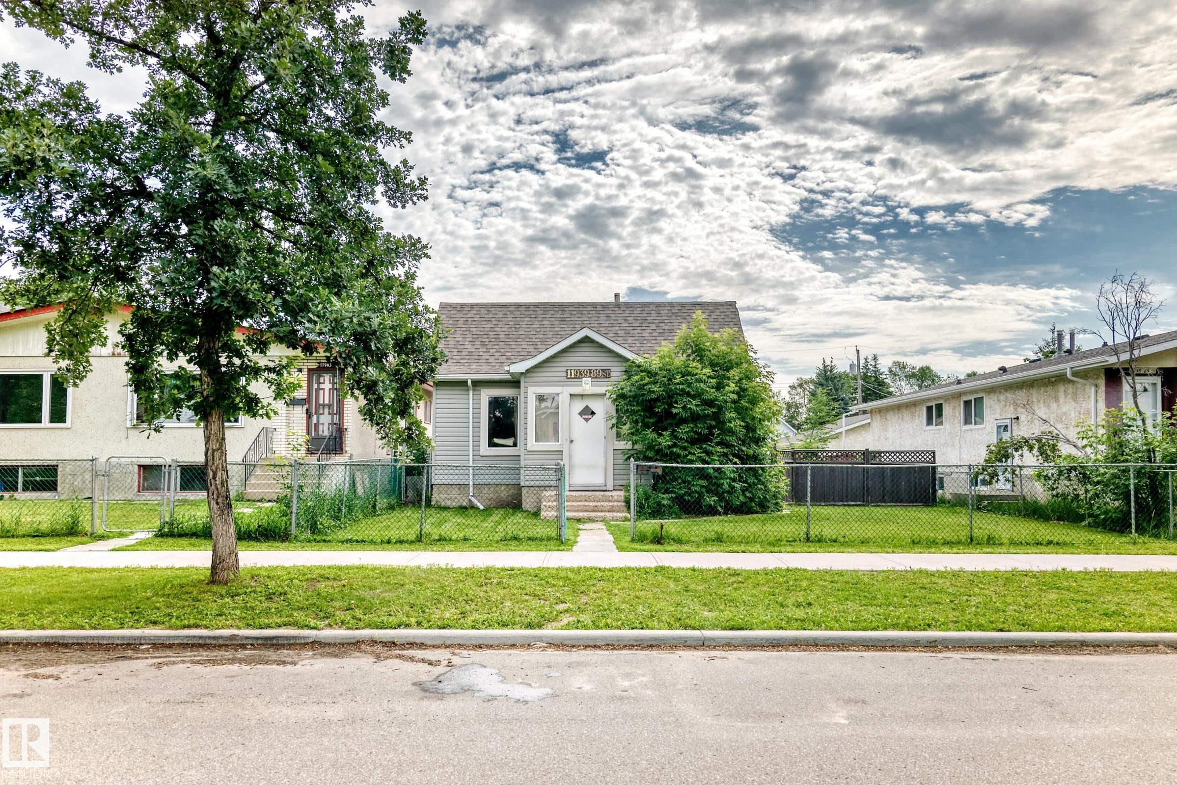 Photo 46 at 11939 89 Street NW, Eastwood, Edmonton