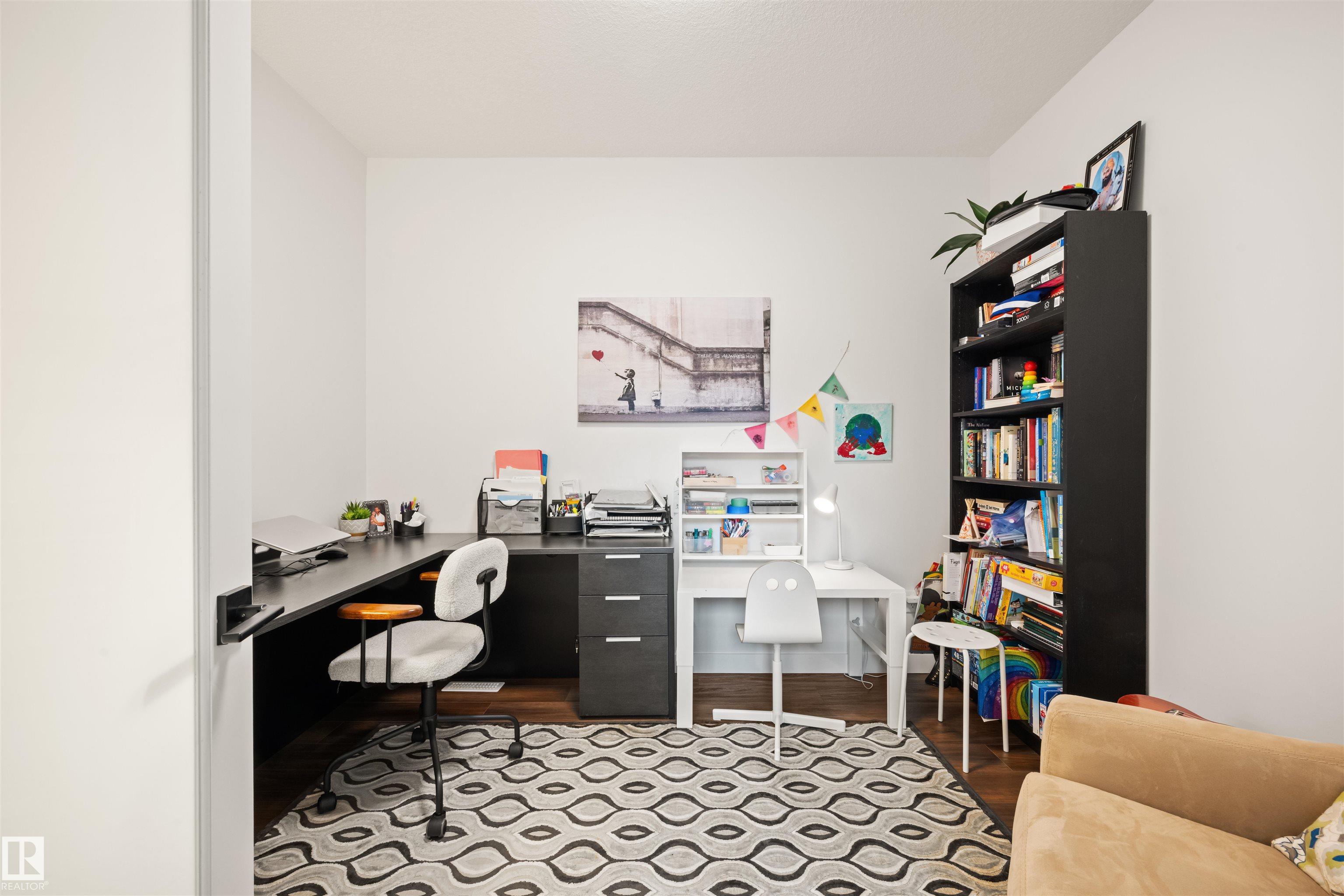 Picture for 2742 COLLINS CR SW