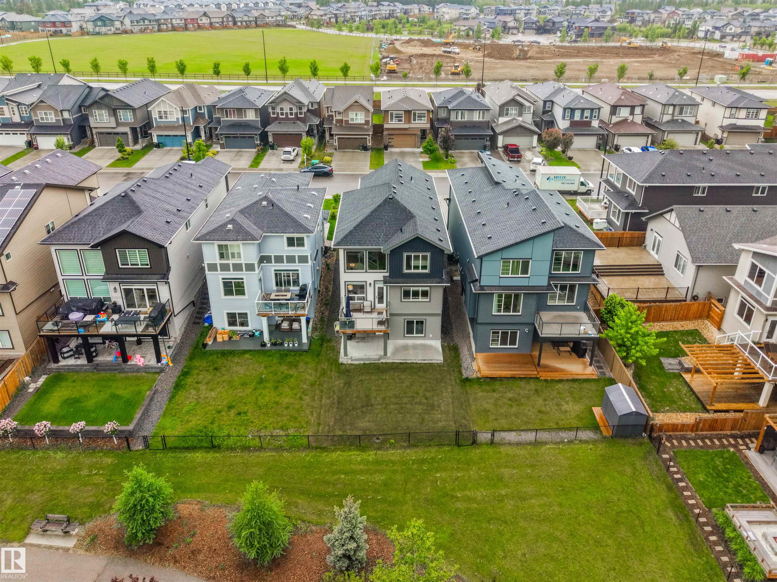 https://zimg.paragon.ice.com/ParagonImages/Property/PM/RAE/225411262/34/0/0/e299ddd1c634f31aafd7eb2544ad2332/1/c0bd43b1cd995b0290c3512c0269615a/225411262-13f73e1e-aecd-444a-8c0a-5f1f3b3d33b6.JPG