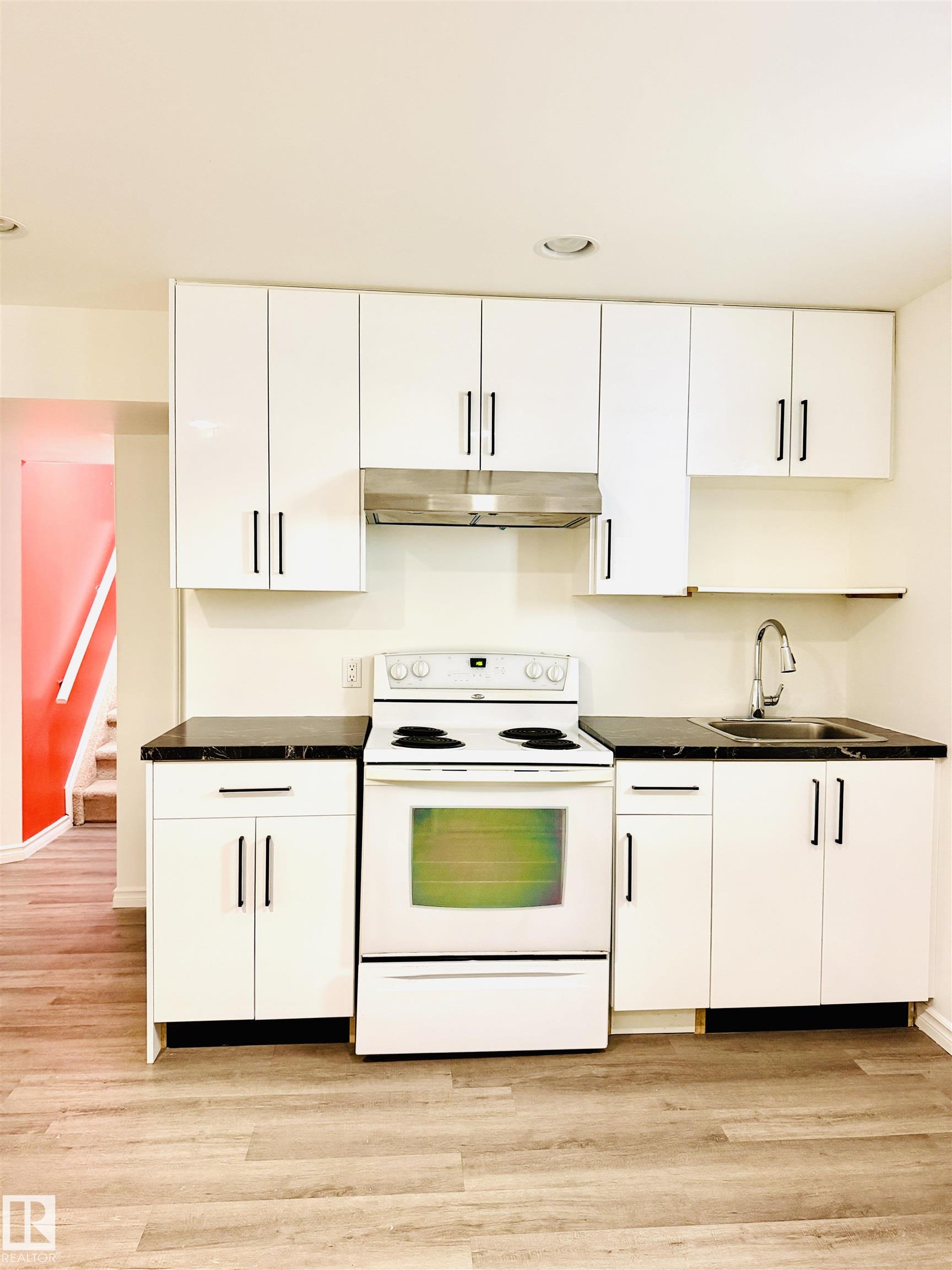 Photo 32 at 3120 25 Avenue NW, Silver Berry, Edmonton