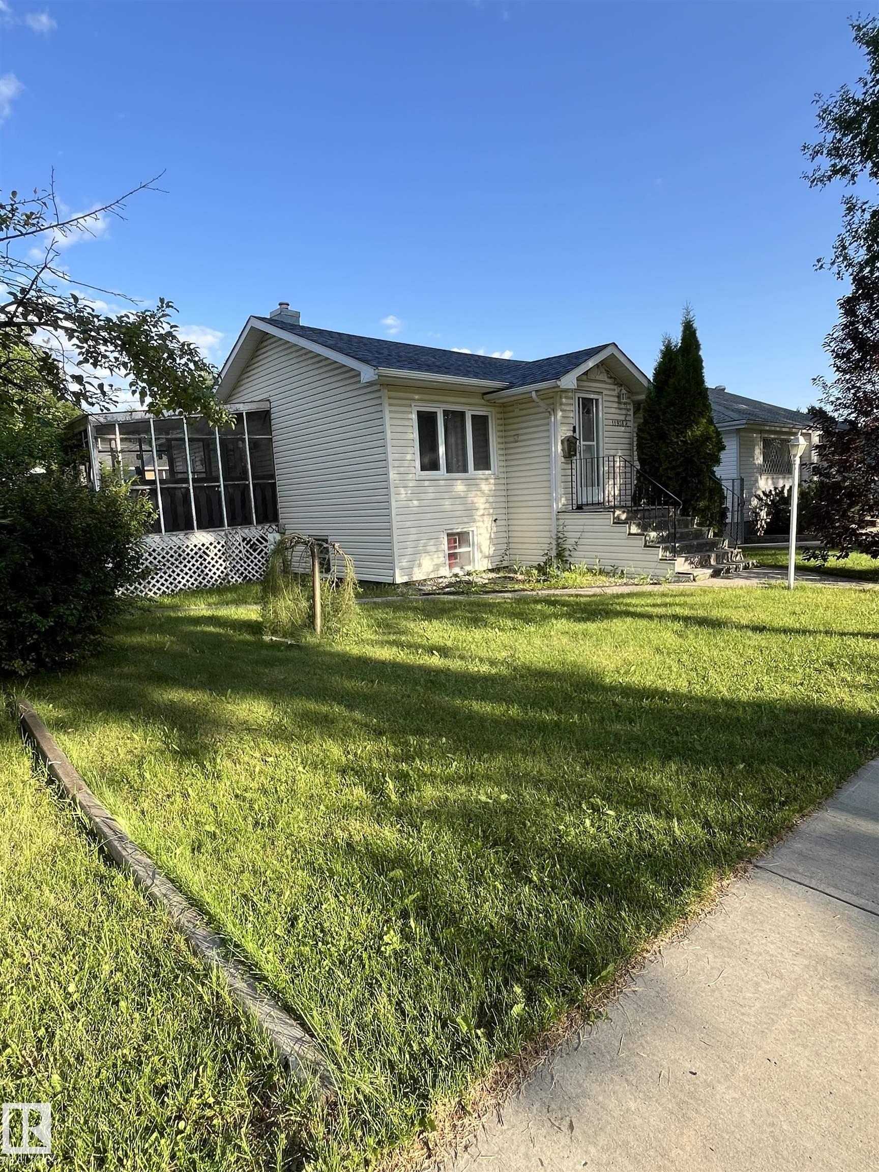 Photo 6 at 11938 70, Montrose, Edmonton