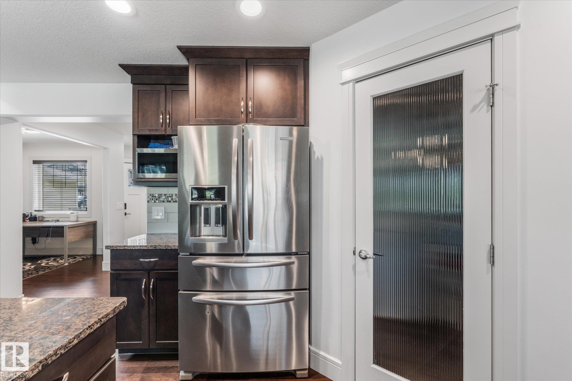 Photo 8 at 6 Sedona Place, Sienna, Fort Saskatchewan