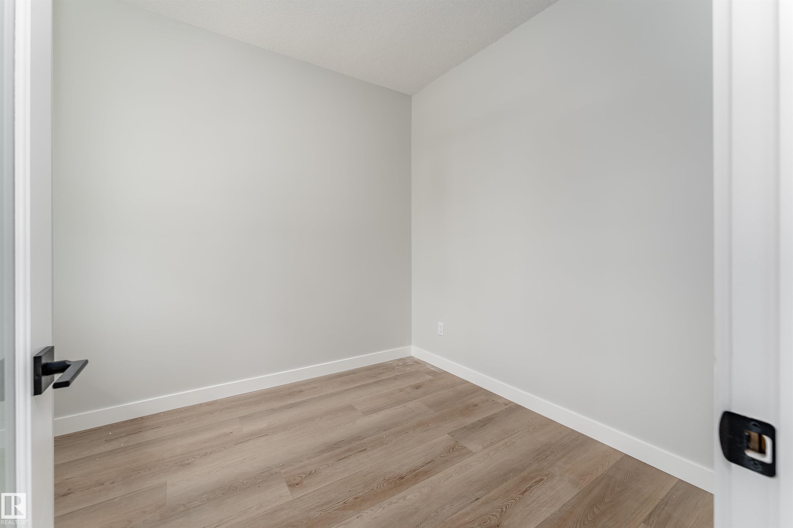 Photo 17 at 93 Elliott Wynd, South Pointe, Fort Saskatchewan