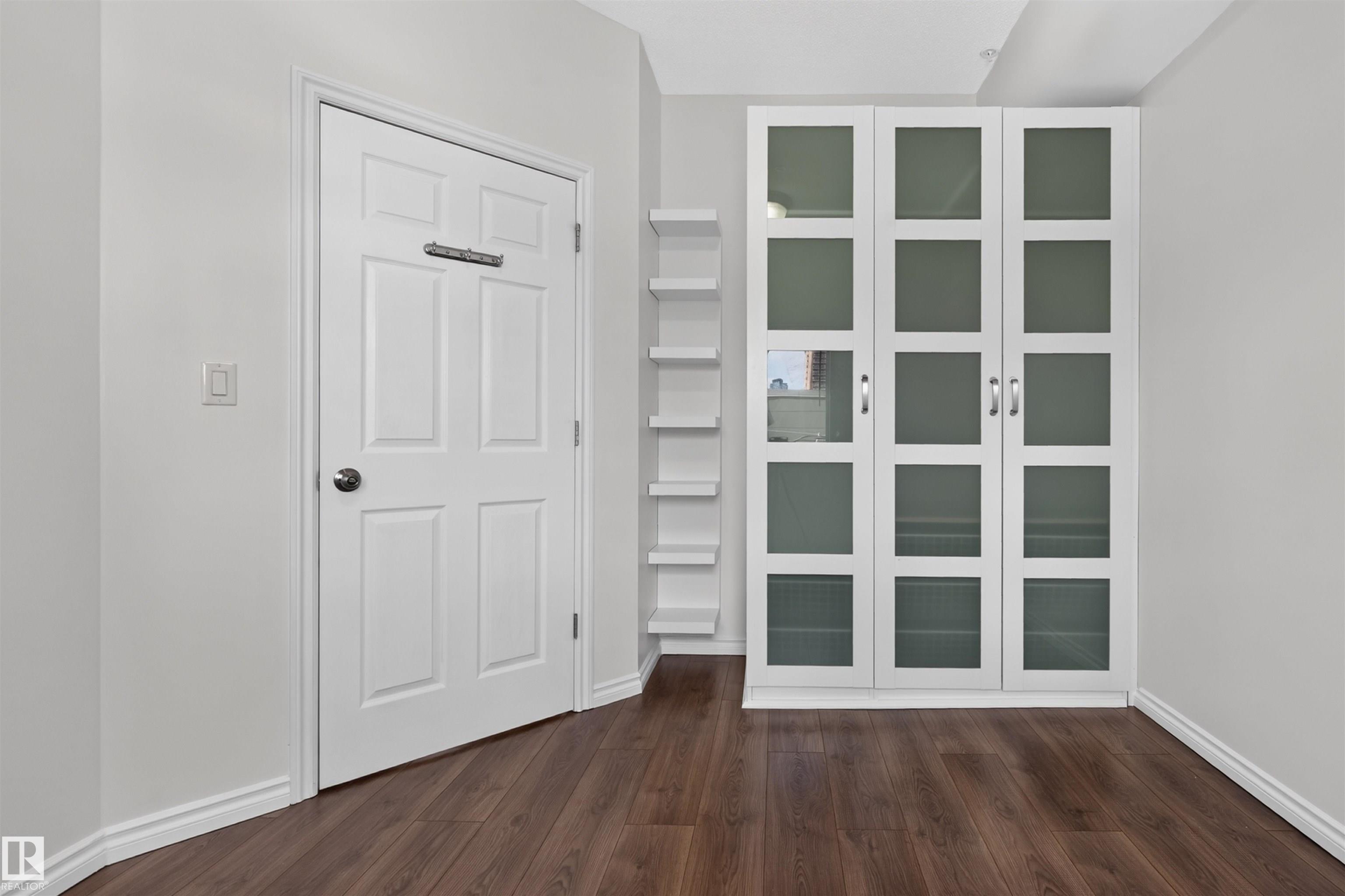 https://zimg.paragon.ice.com/ParagonImages/Property/PM/RAE/225411381/14/0/0/056c00233f9bc118700f808785998a1e/1/b6f440e74e54a4dacddbe4d47d26db27/225411381-2ce01348-030c-49f8-a3cf-e06d64718d72.JPG