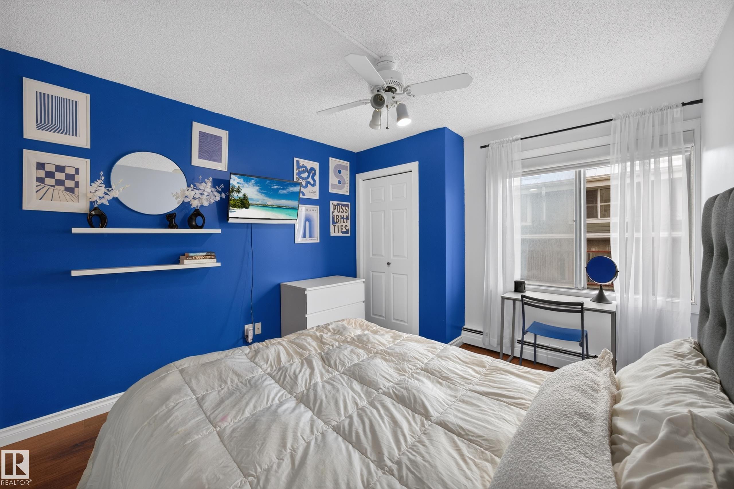 https://zimg.paragon.ice.com/ParagonImages/Property/PM/RAE/225411387/12/0/0/eb28e23874dff3f571437cfbd717a71d/1/fda798a625d21fa4e10864855f5361f9/225411387-fb0ed98a-e7d2-4b69-864b-41d297c4229d.JPG
