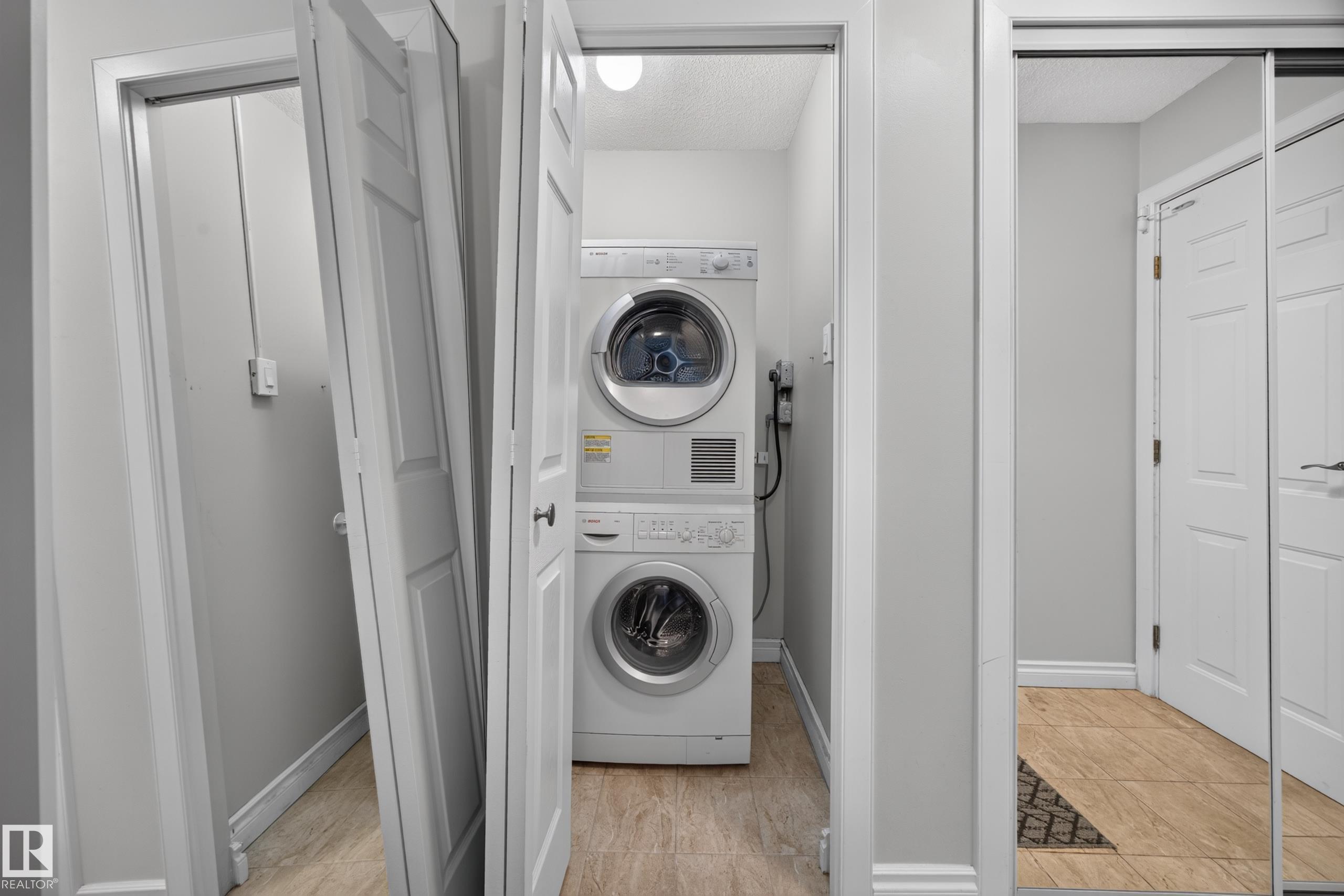 https://zimg.paragon.ice.com/ParagonImages/Property/PM/RAE/225411387/8/0/0/288aa365c4418e677e64e149e9f17b87/1/fda798a625d21fa4e10864855f5361f9/225411387-596ae84f-ff39-4343-9815-d3a4b4ecded0.JPG