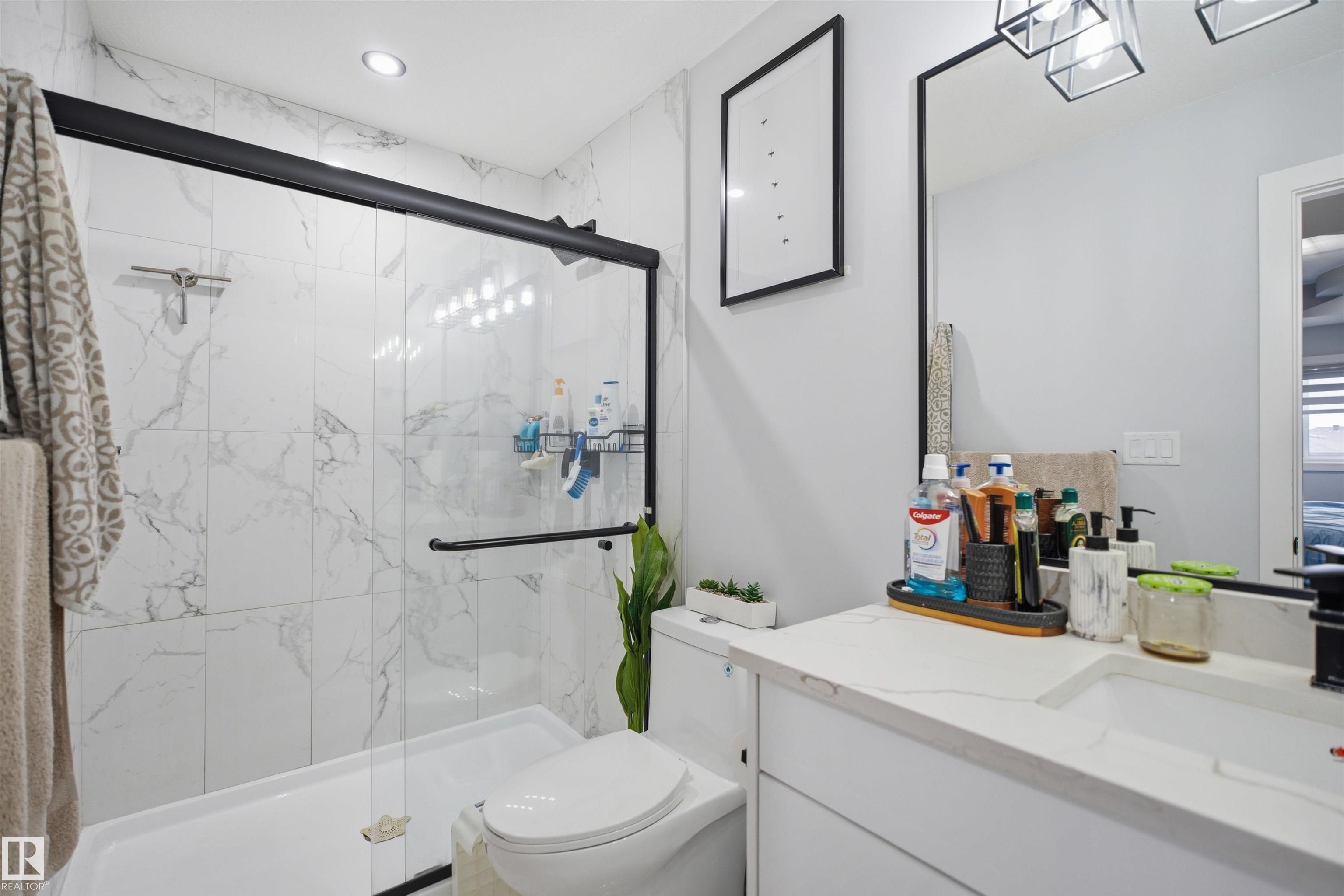 https://zimg.paragon.ice.com/ParagonImages/Property/PM/RAE/225411402/33/0/0/4ff2fac3f3e0f67c076a016fc8897851/1/82473ec0ec419e976485d8d09bf5ca6a/225411402-62B9ED1A-BB14-481C-A484-5BD23B4BAFB9.JPG