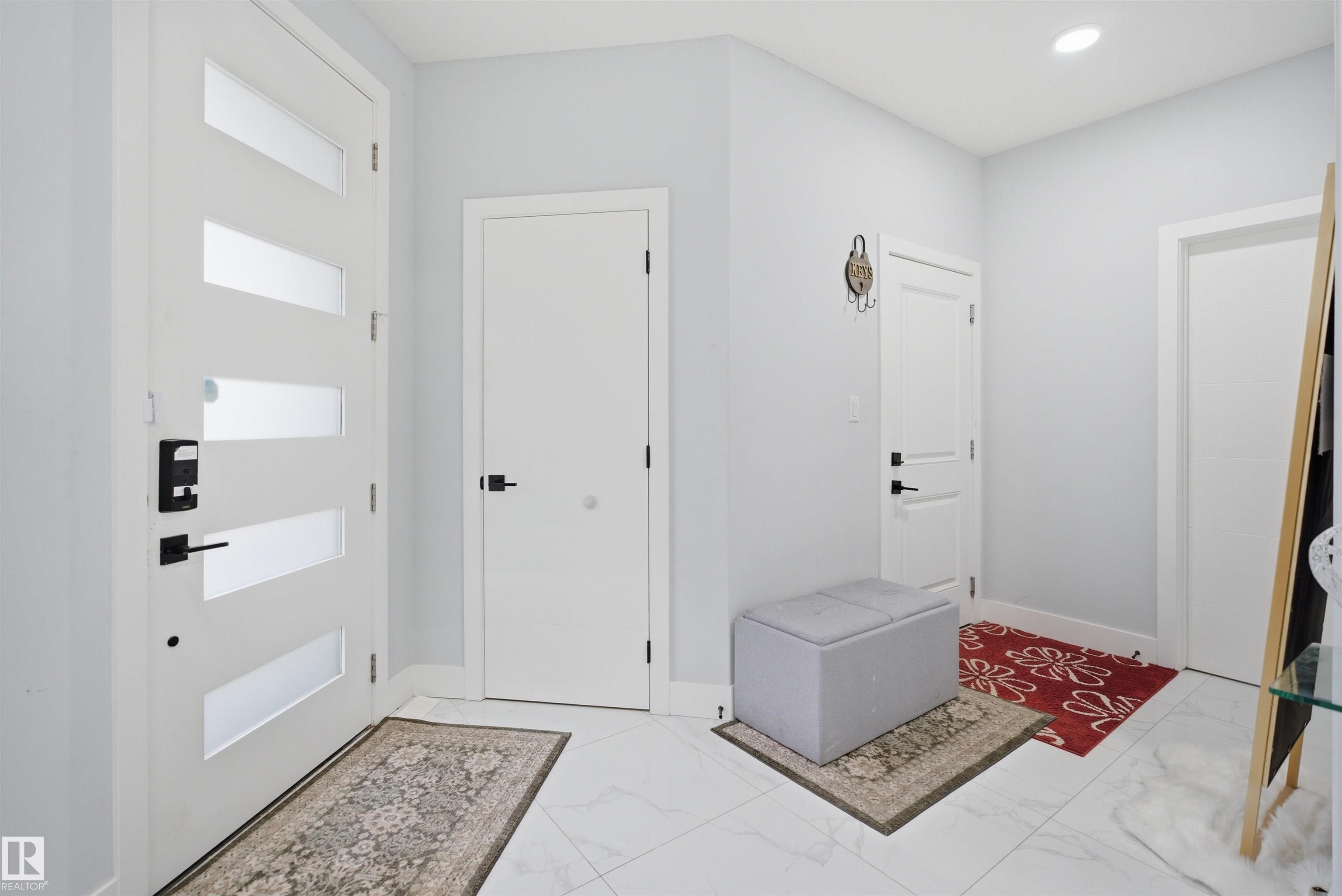 Picture for 2420 13 AV NW
