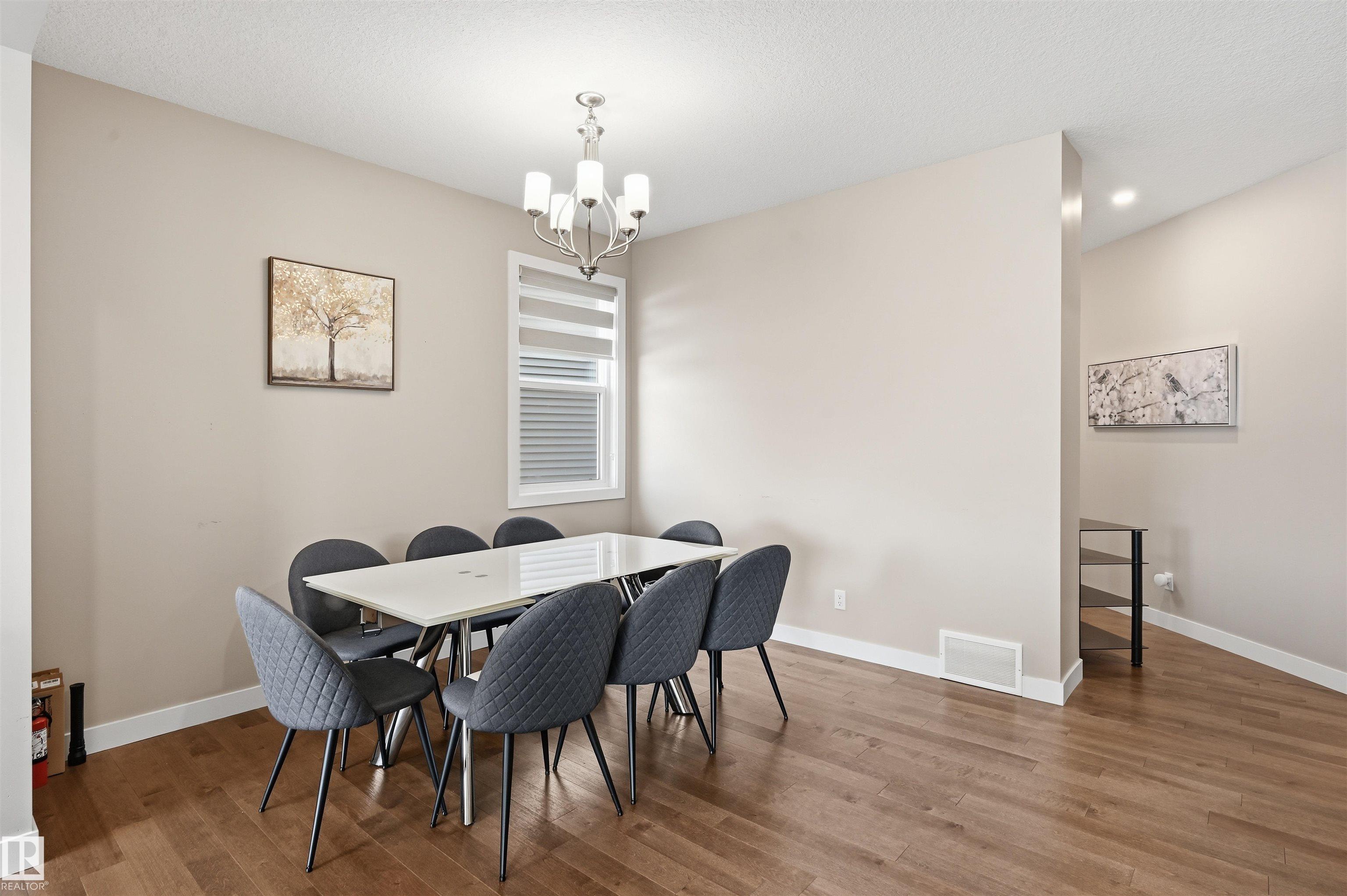Photo 11 at 2604 202 Street NW, The Uplands, Edmonton