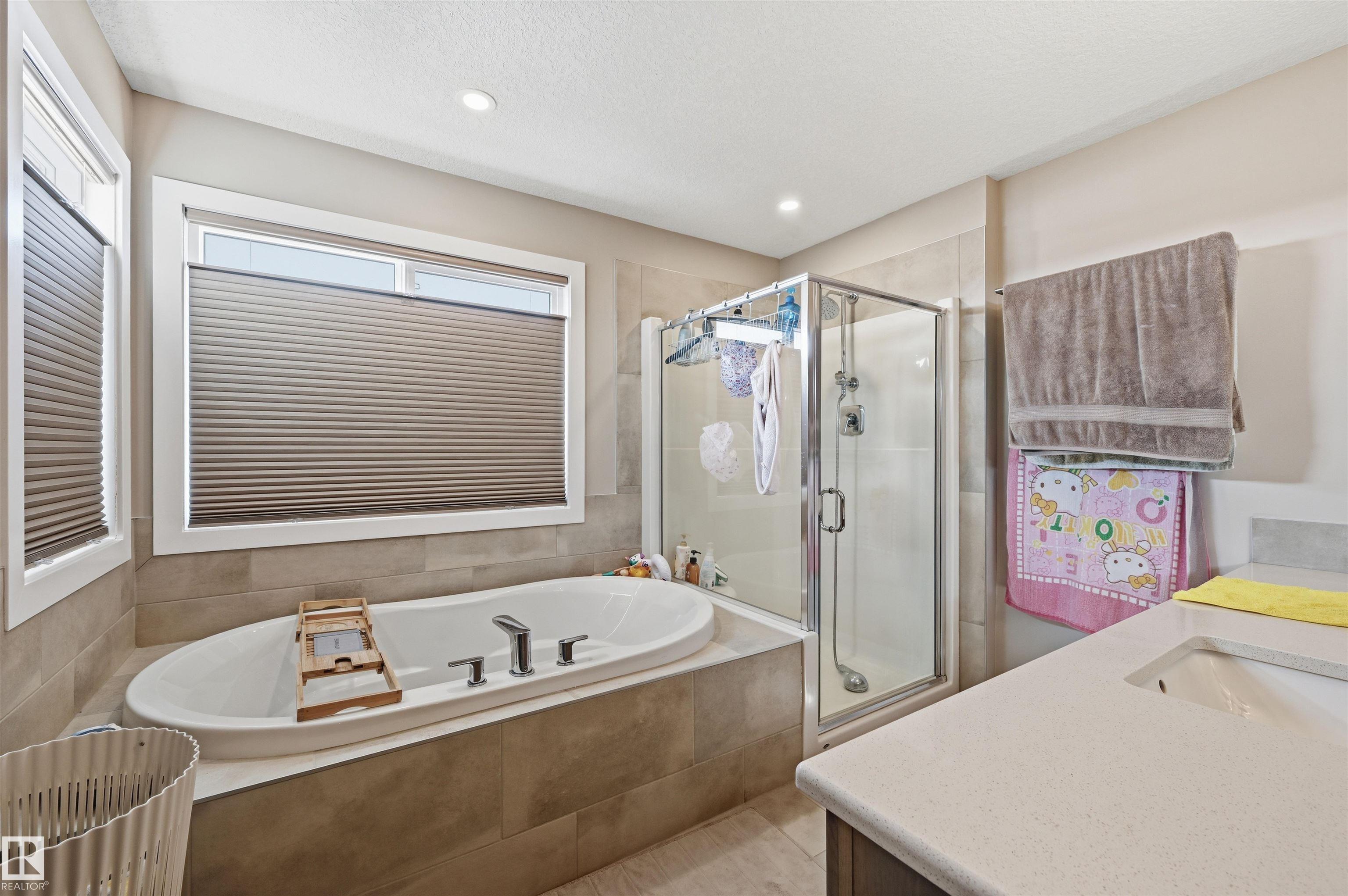 Photo 28 at 2604 202 Street NW, The Uplands, Edmonton