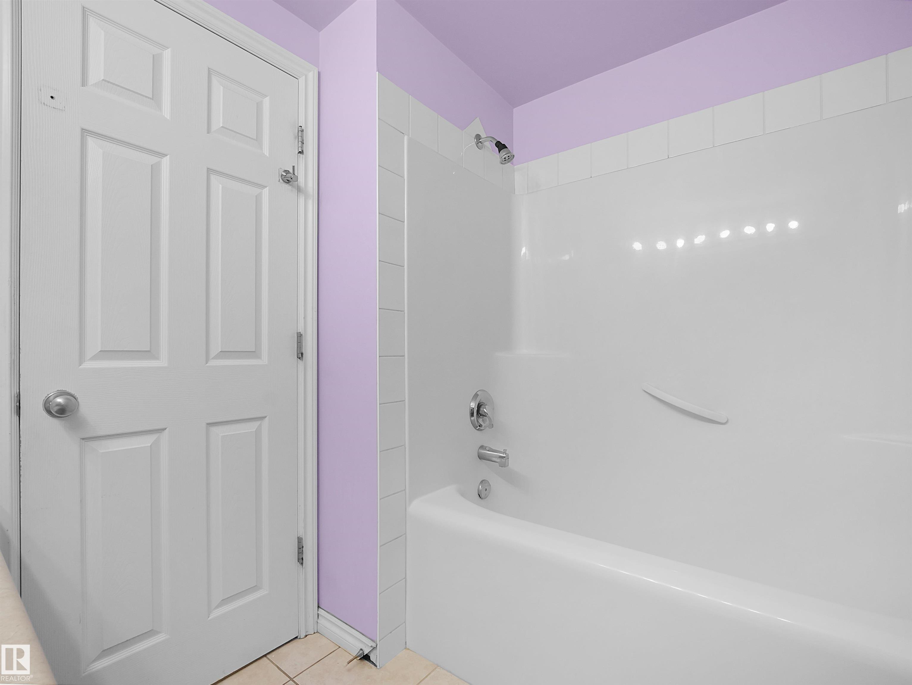 https://zimg.paragon.ice.com/ParagonImages/Property/PM/RAE/225411452/33/0/0/35607aaca178c27c6c0a999d182eaf5c/1/9dc09b8208e33c97a815a744dc9d4a84/225411452-e70165b0-a4f0-4b36-a953-b53ae08f3566.JPG