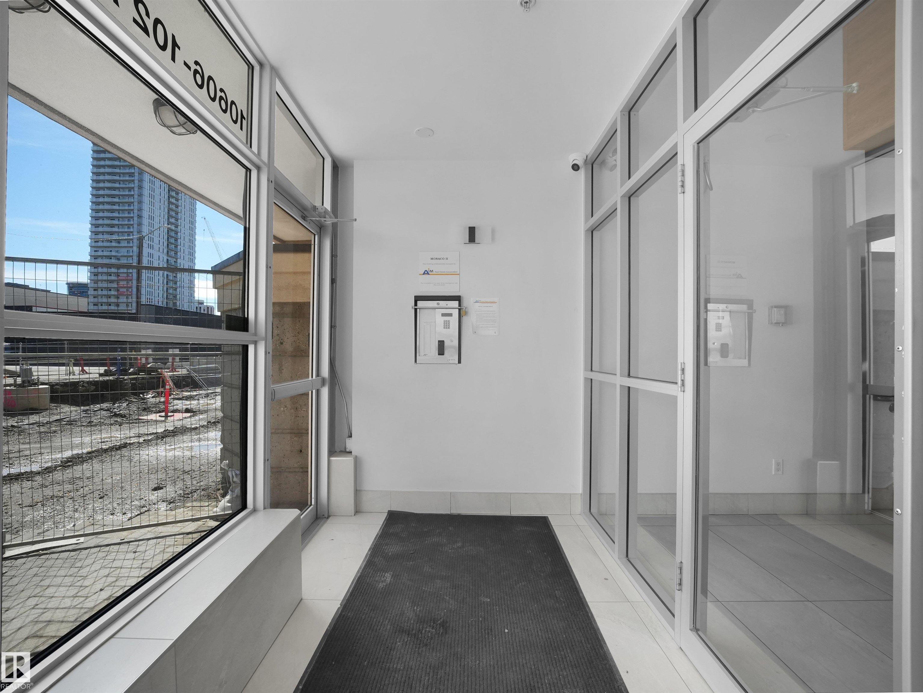 https://zimg.paragon.ice.com/ParagonImages/Property/PM/RAE/225411452/8/0/0/07e3b9117a40be6da2cb782f9114fa59/1/9dc09b8208e33c97a815a744dc9d4a84/225411452-c8f7b116-8745-4f96-9194-64be7d44ab05.JPG