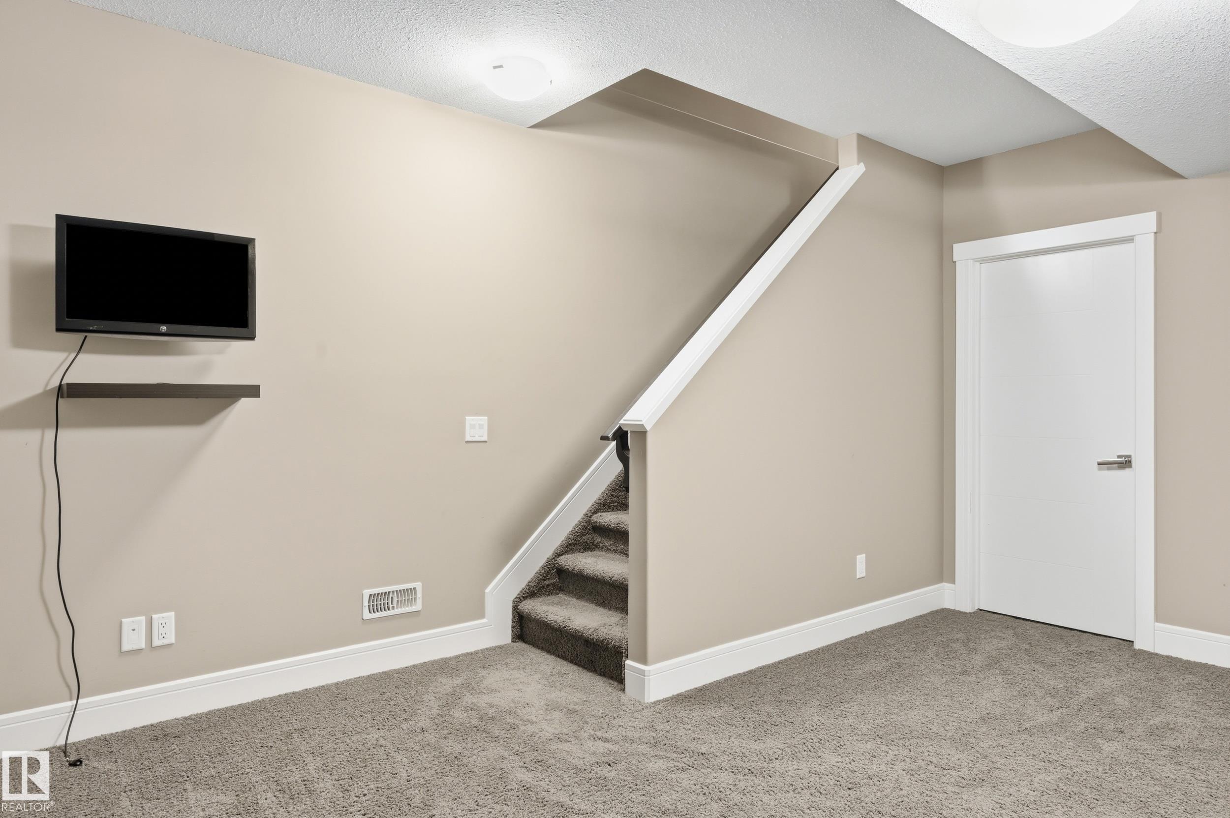Photo 37 at 5430 Edworthy Way NW, Edgemont, Edmonton