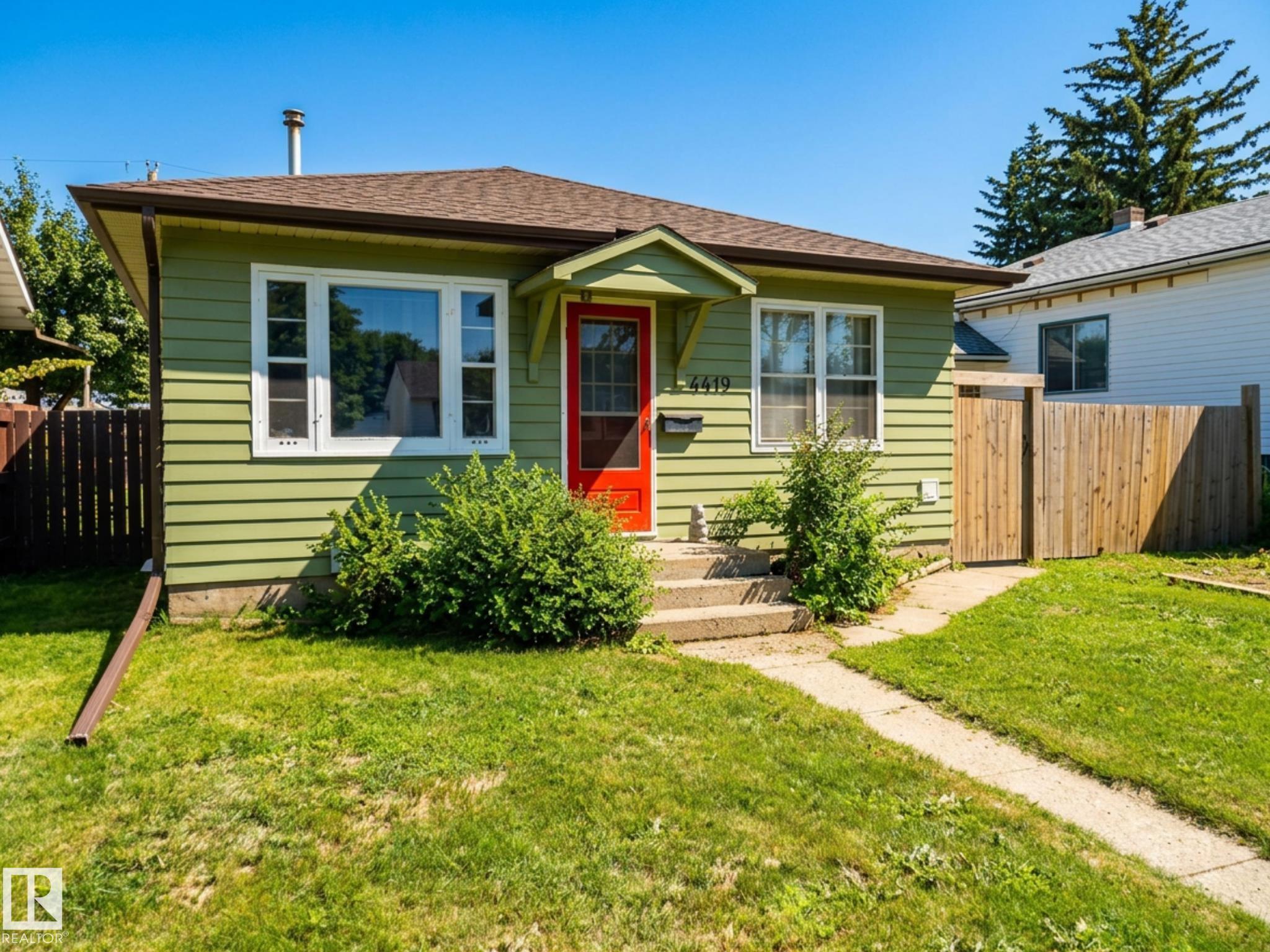 Picture for 4419 114 NW