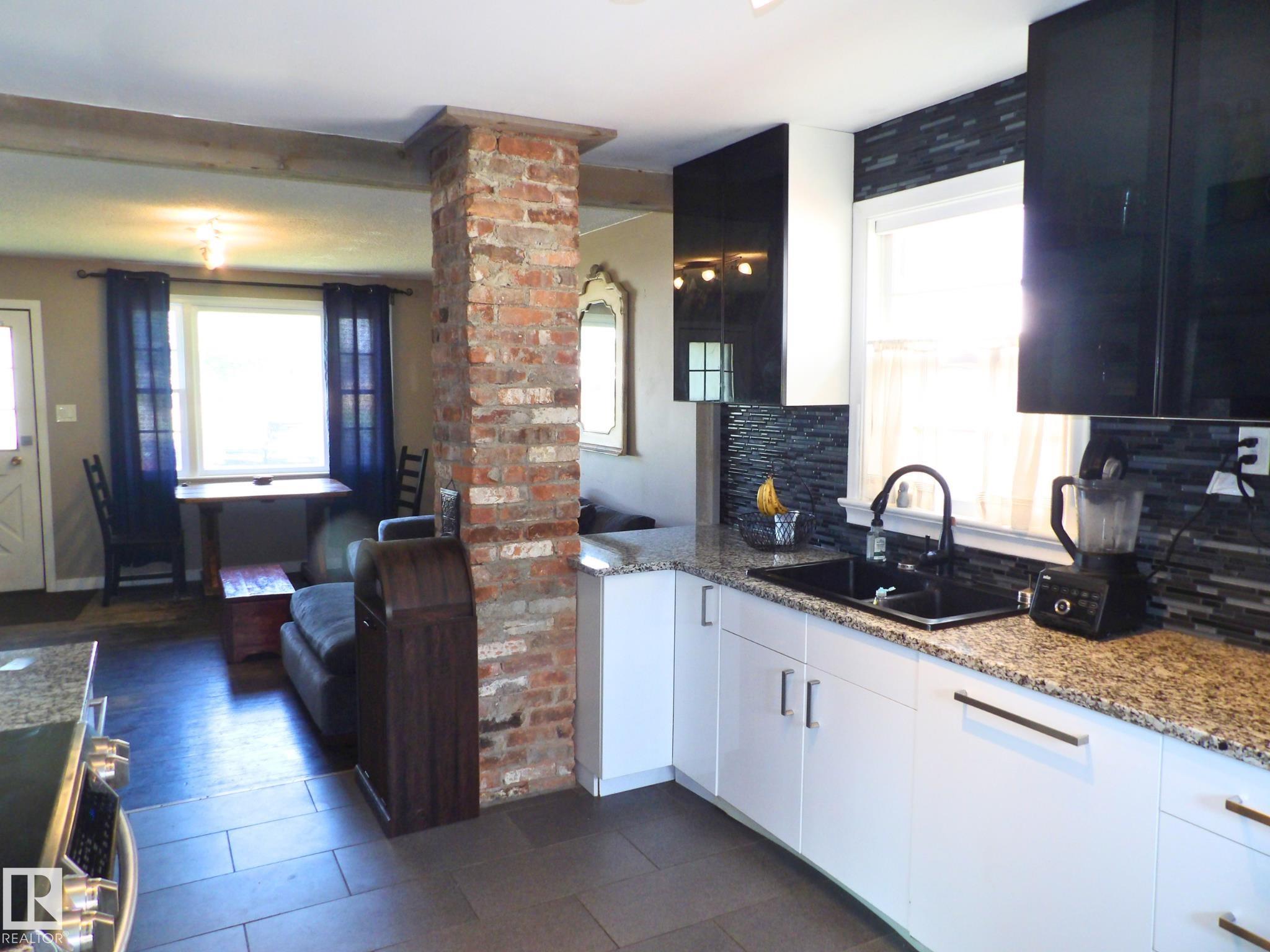 Picture for 4419 114 NW