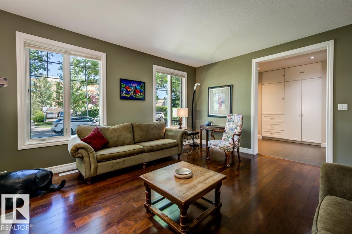 Photo 11 at 8935 84 Avenue NW, Bonnie Doon, Edmonton