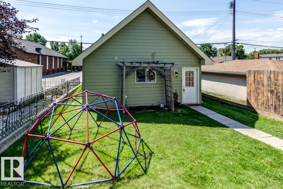 Photo 54 at 8935 84 Avenue NW, Bonnie Doon, Edmonton