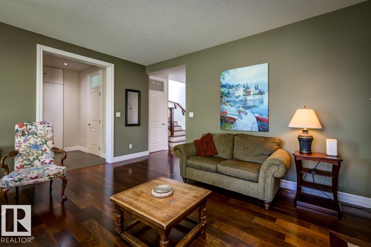 Photo 10 at 8935 84 Avenue NW, Bonnie Doon, Edmonton