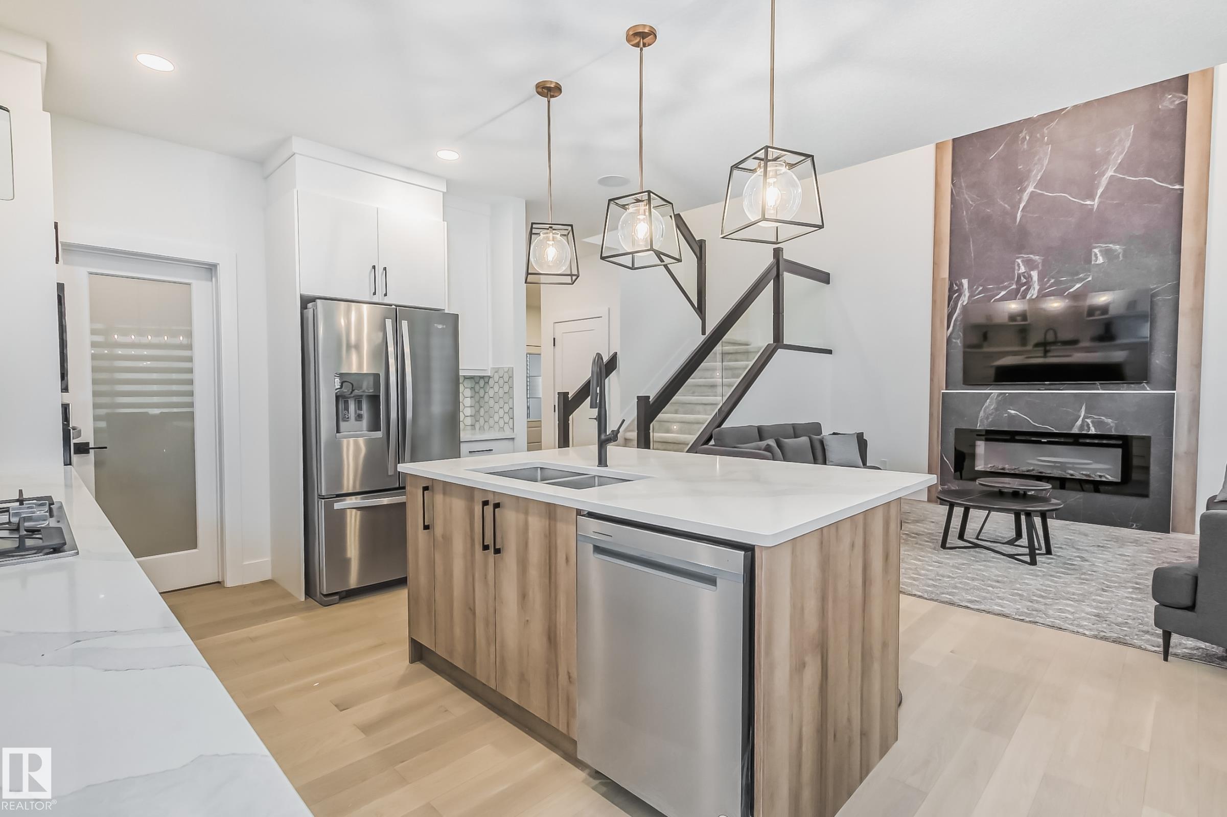 Photo 11 at 5380 Kimball Place SW, Keswick, Edmonton