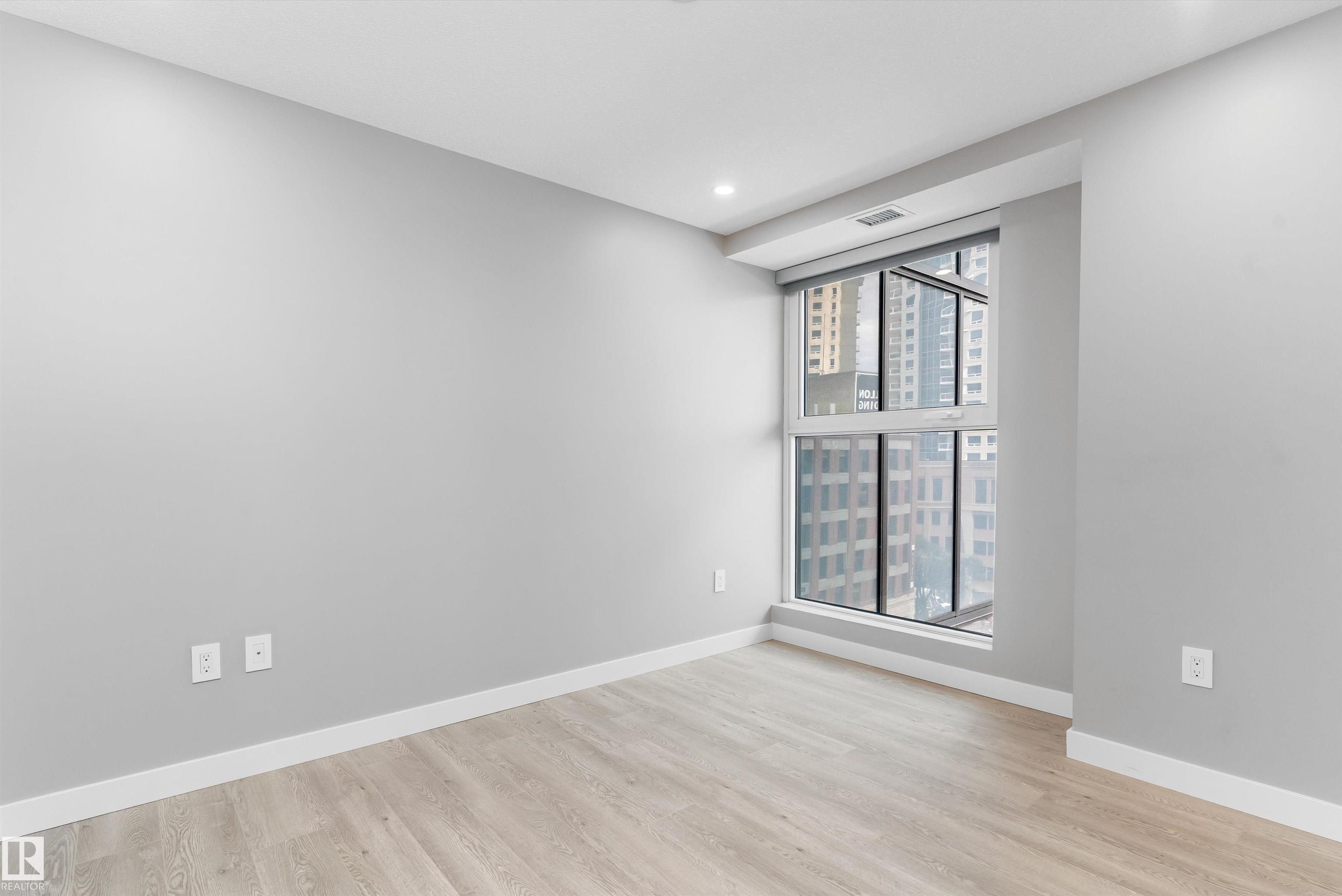 https://zimg.paragon.ice.com/ParagonImages/Property/PM/RAE/225411528/21/0/0/1f5c70a337d40f900c95cbe875802adf/1/5928c886b3fe5c2b223510b56be5ad23/225411528-d7f3452a-82e0-487b-a544-2229a886724f.JPG