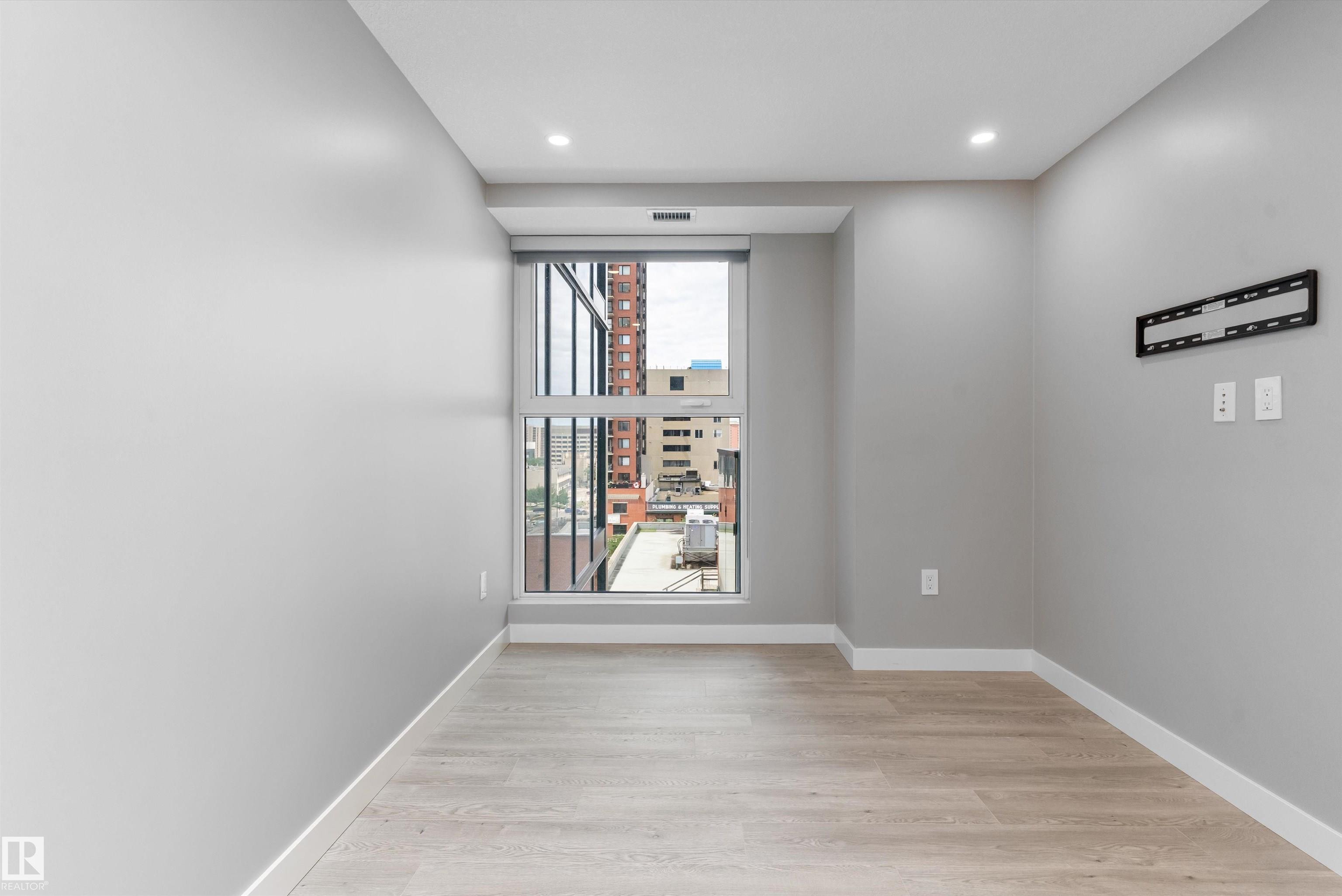 https://zimg.paragon.ice.com/ParagonImages/Property/PM/RAE/225411528/22/0/0/a7035787fb757ab546fffac99d74a9e1/1/5928c886b3fe5c2b223510b56be5ad23/225411528-9af9b2d4-1dfa-4a7c-ae85-f840cf2e907e.JPG