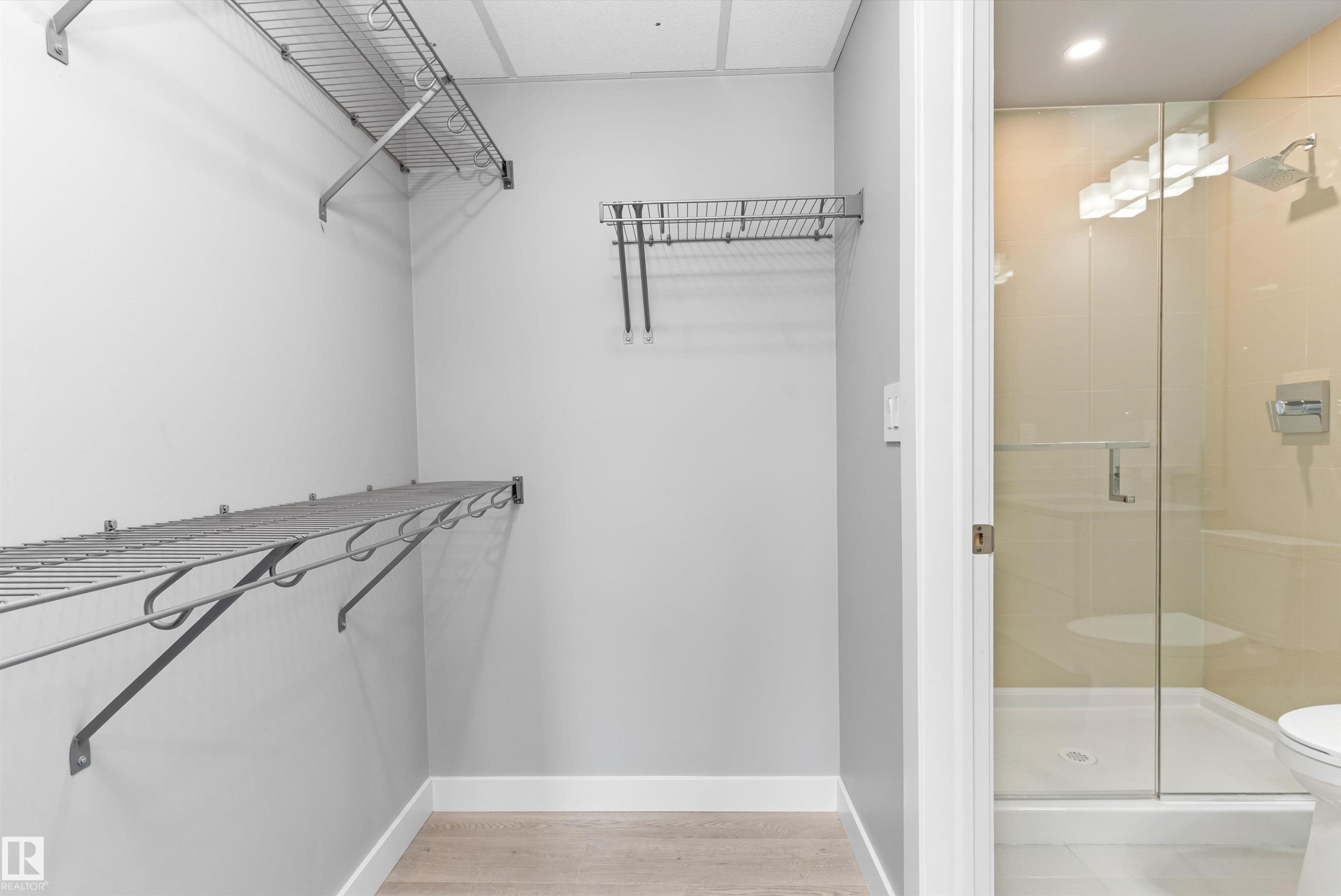 https://zimg.paragon.ice.com/ParagonImages/Property/PM/RAE/225411528/25/0/0/7fe75bb9ee055bfdcfa9534ad7132aa3/1/5928c886b3fe5c2b223510b56be5ad23/225411528-53be4d40-0633-40dc-9884-70cb862870cb.JPG