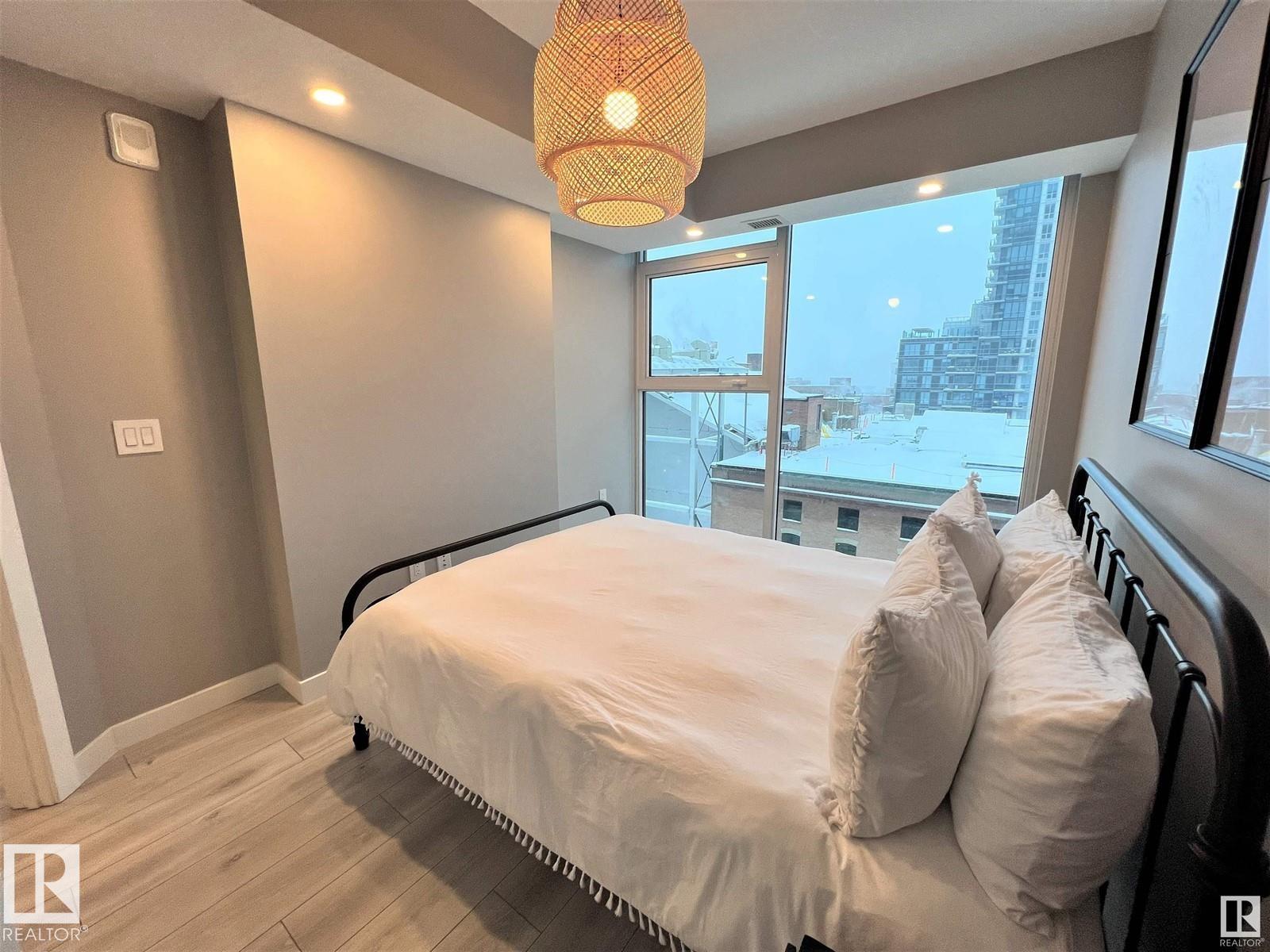 https://zimg.paragon.ice.com/ParagonImages/Property/PM/RAE/225411528/29/0/0/9932a6e69b2eb36484d6078ff5eeba1c/1/5928c886b3fe5c2b223510b56be5ad23/225411528-8a99db3c-3cbd-433a-aeda-b69a15803728.JPG
