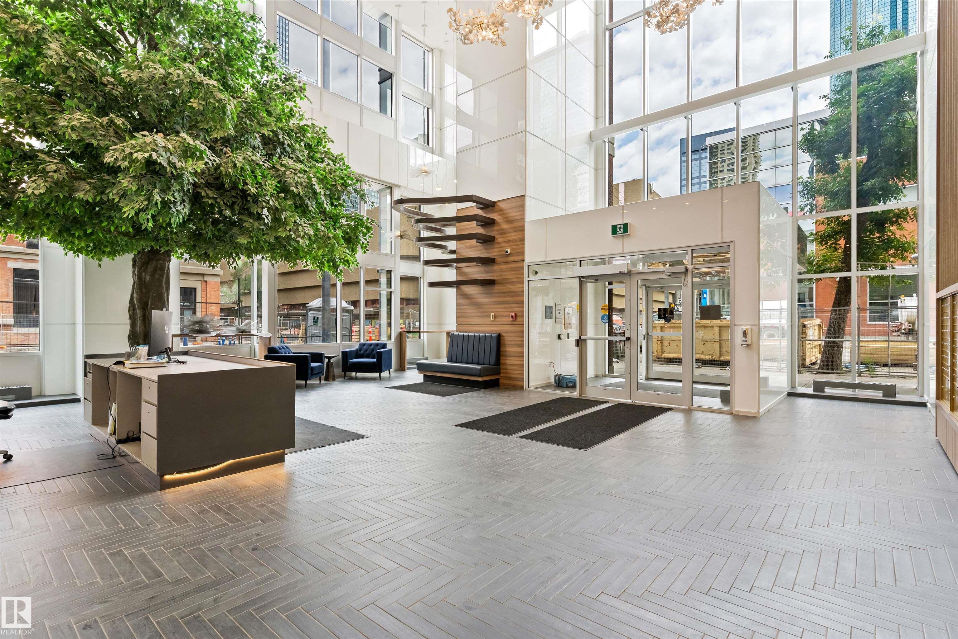 https://zimg.paragon.ice.com/ParagonImages/Property/PM/RAE/225411528/55/0/0/03ff32ea9bac3bab3a0cdc71539fc8ba/1/5928c886b3fe5c2b223510b56be5ad23/225411528-260c5124-60dc-46c7-b452-8b22dfda839d.JPG