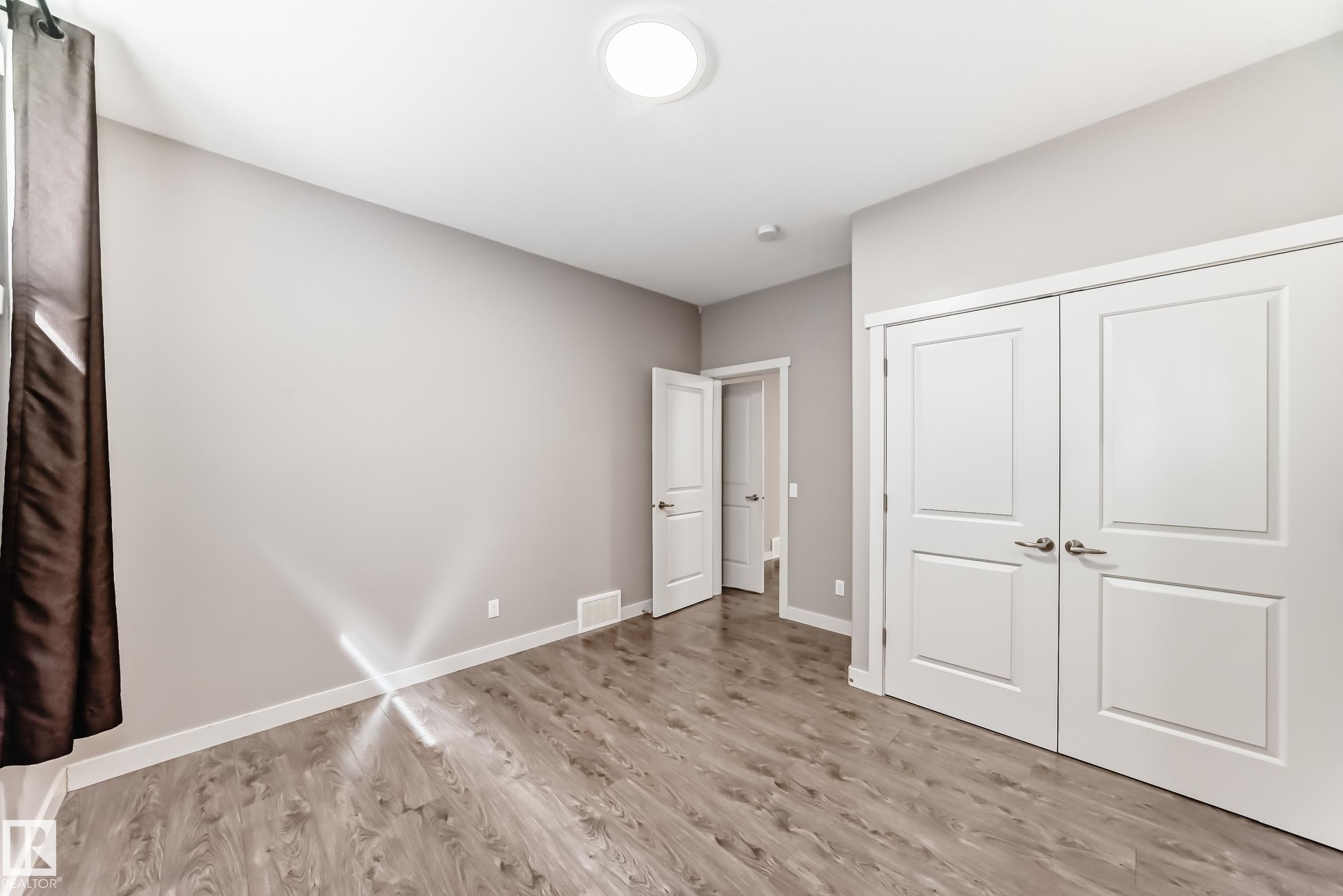 https://zimg.paragon.ice.com/ParagonImages/Property/PM/RAE/225411546/63/0/0/cbffbc574525c78cddb01c342544d3dc/1/2cc704e375cd348b6fd5abbfe8e6f752/225411546-ca1602d7-3fa7-4f2e-adde-7728d7577e5f.JPG