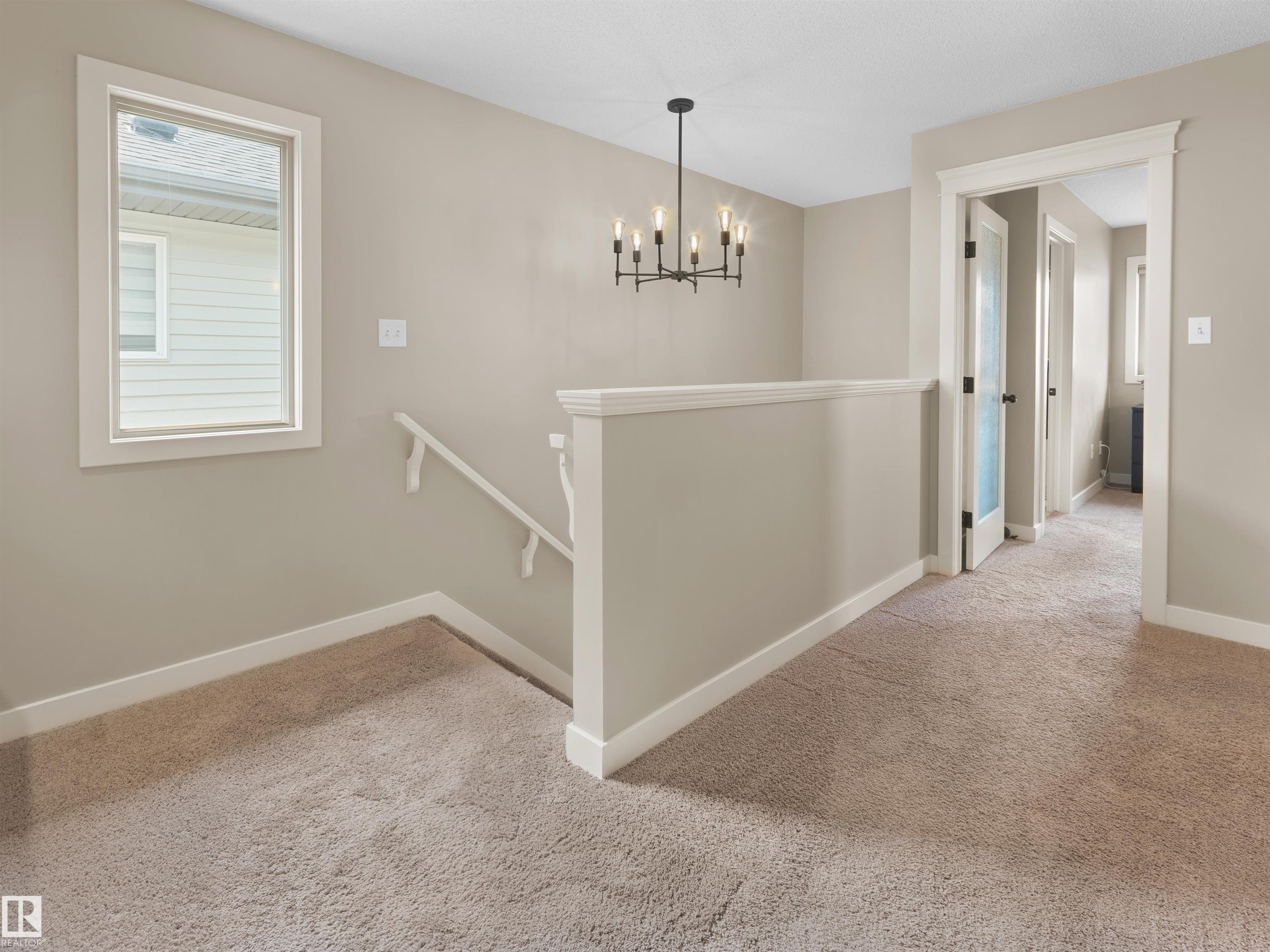 https://zimg.paragon.ice.com/ParagonImages/Property/PM/RAE/225411568/13/0/0/5cd7ea9c7aa51affae467e905706181d/1/9278178917f8cfb299bc54d34dfbb9a3/225411568-F93DCAA2-2A09-4946-B11D-6F610643E1E4.JPG