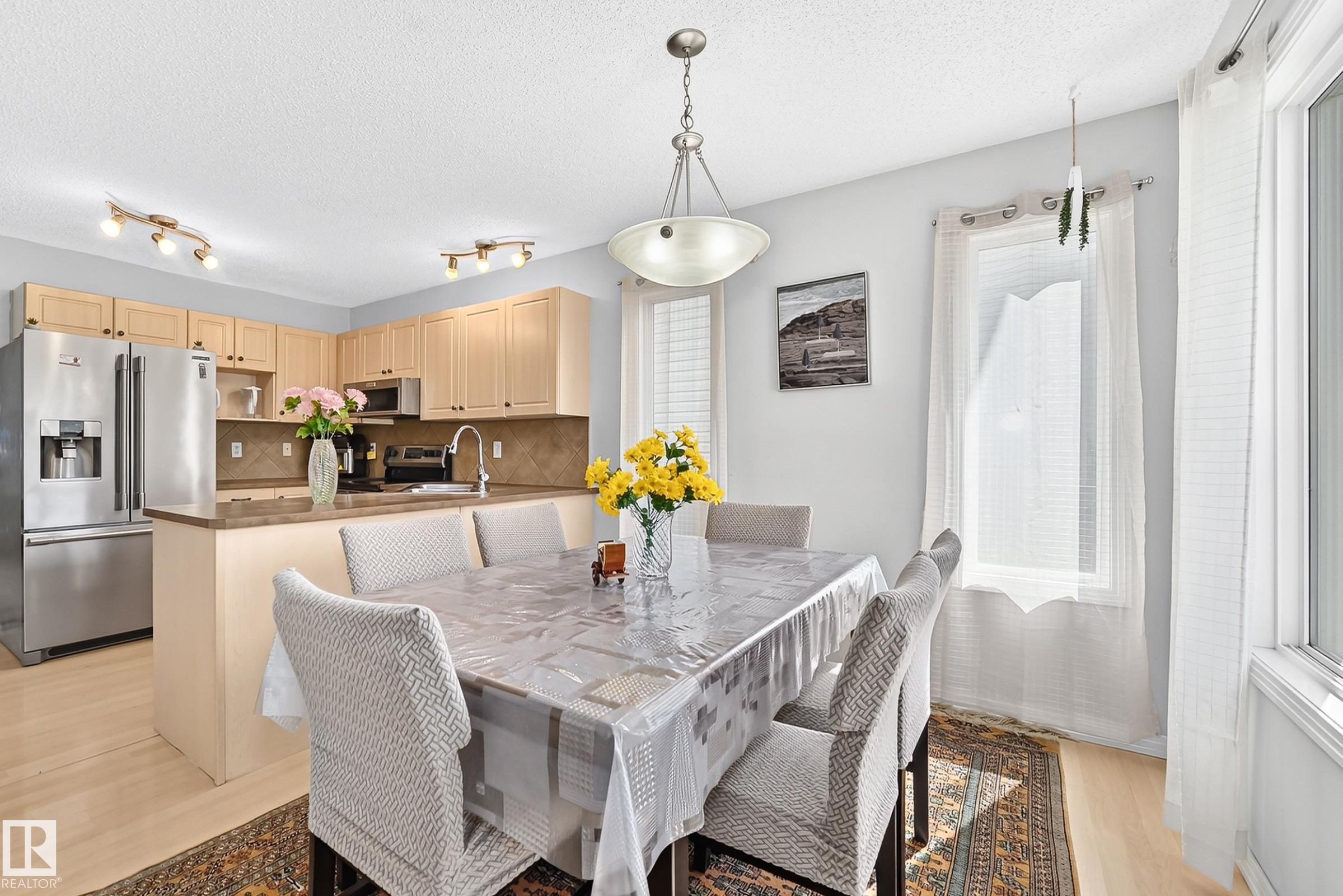 Photo 22 at 1126 Grantham Drive NW, Glastonbury, Edmonton