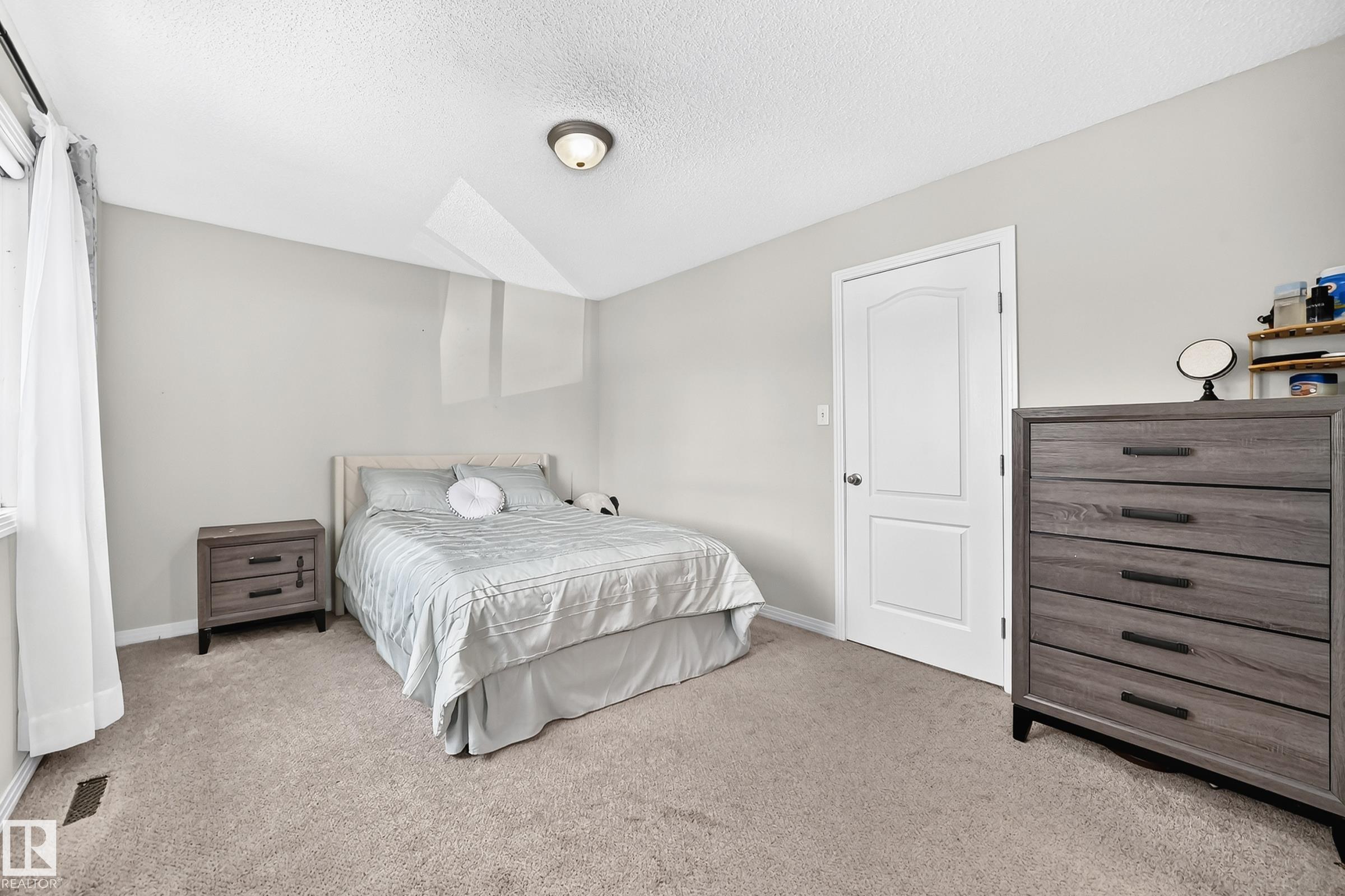 Photo 29 at 1126 Grantham Drive NW, Glastonbury, Edmonton