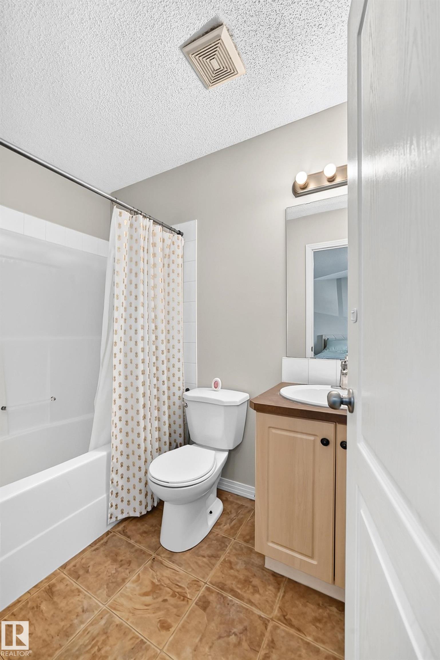 Photo 33 at 1126 Grantham Drive NW, Glastonbury, Edmonton