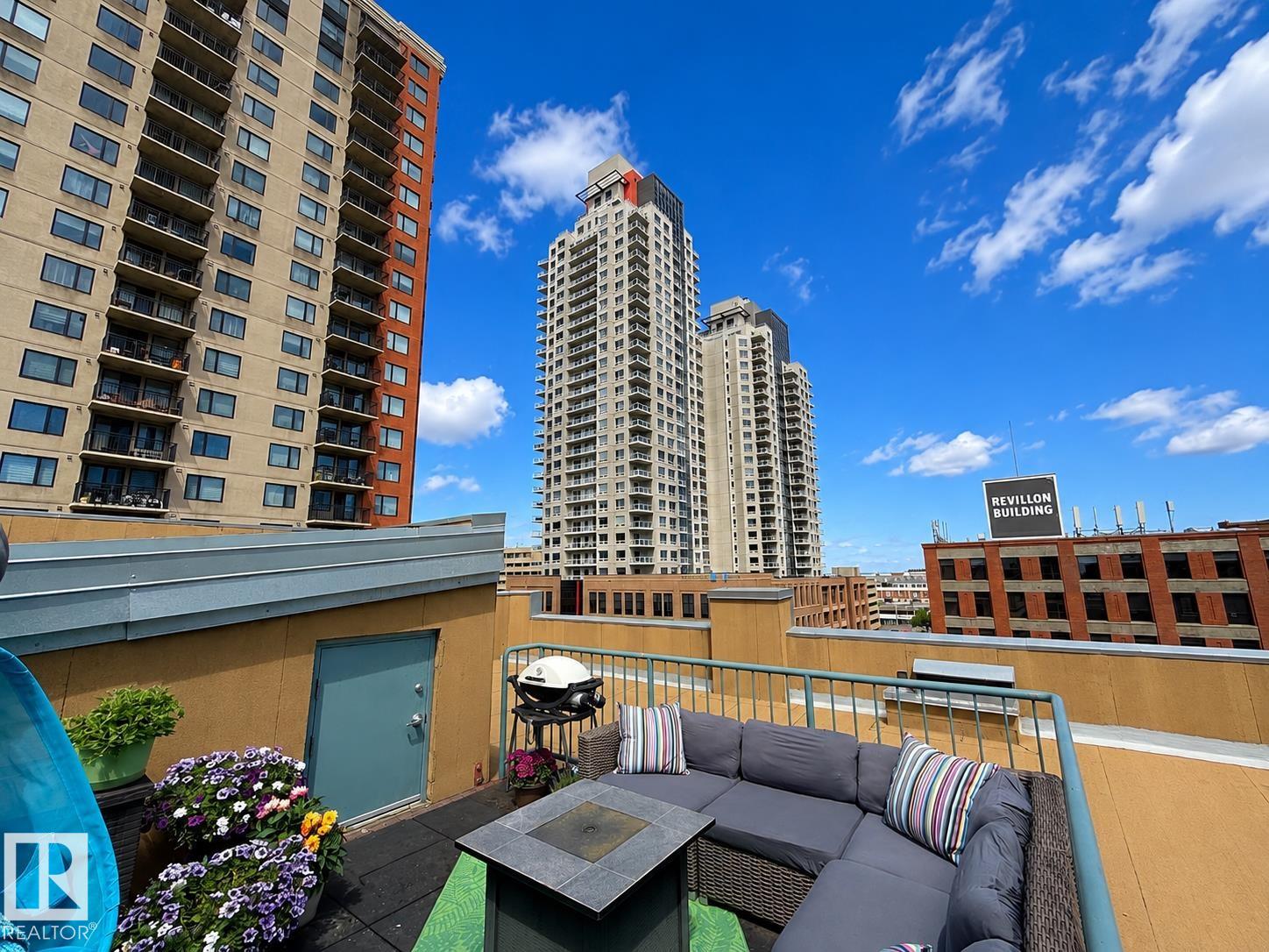 https://zimg.paragon.ice.com/ParagonImages/Property/PM/RAE/225411576/21/0/0/cef78634e1ff5147e799b364c5235e26/1/339bf1f35c747c0883869143db09c10d/225411576-e9f0f43d-ab8d-4a55-8993-597076cb298c.JPG