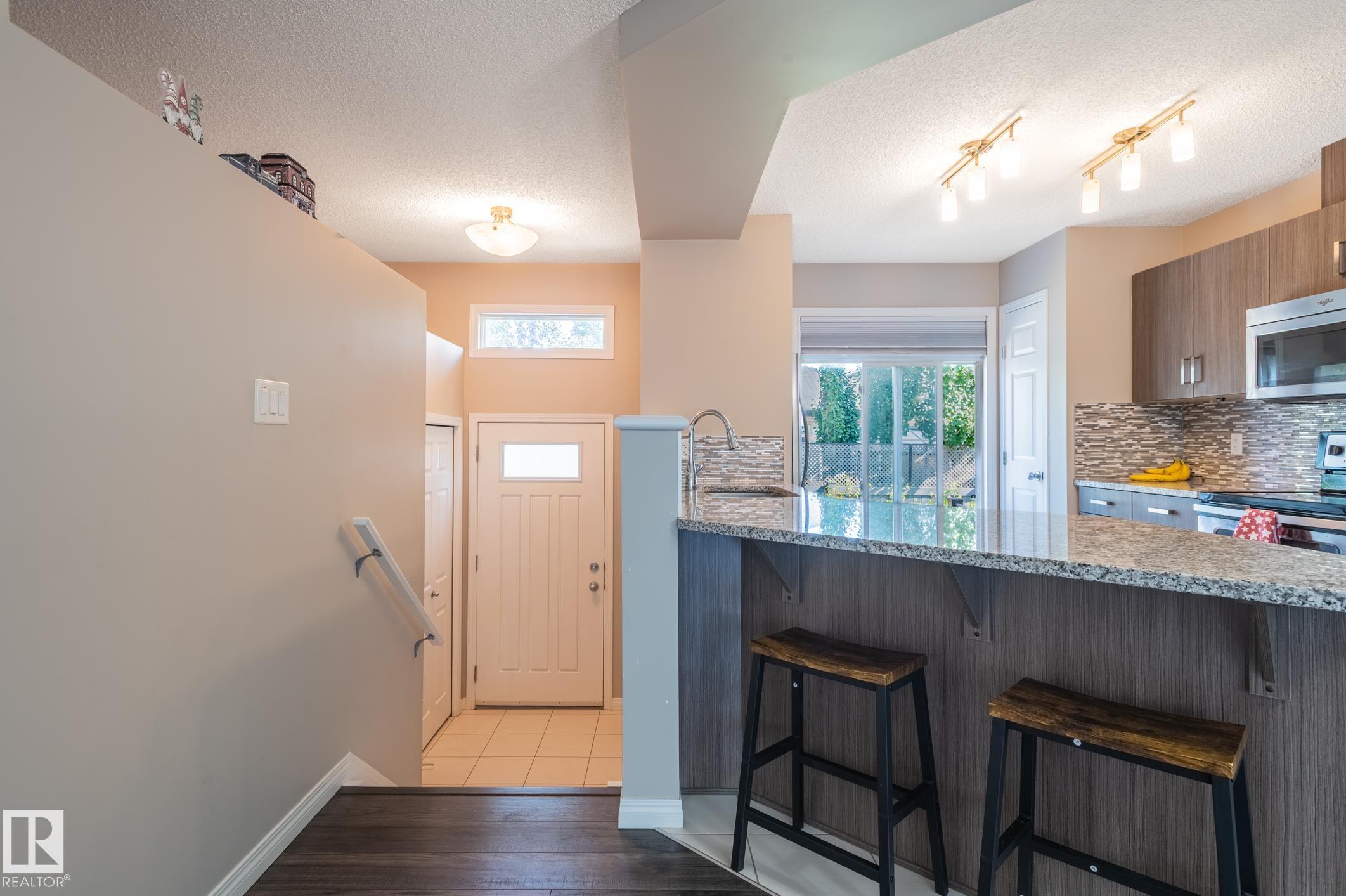 https://zimg.paragon.ice.com/ParagonImages/Property/PM/RAE/225411585/8/0/0/238c0e8c2f1cec82bd7bf8377a532514/1/96fd29e006a5571f0669e14a9e81cc7d/225411585-ade384aa-0fdf-4993-924b-bf0aeb0a8c77.JPG