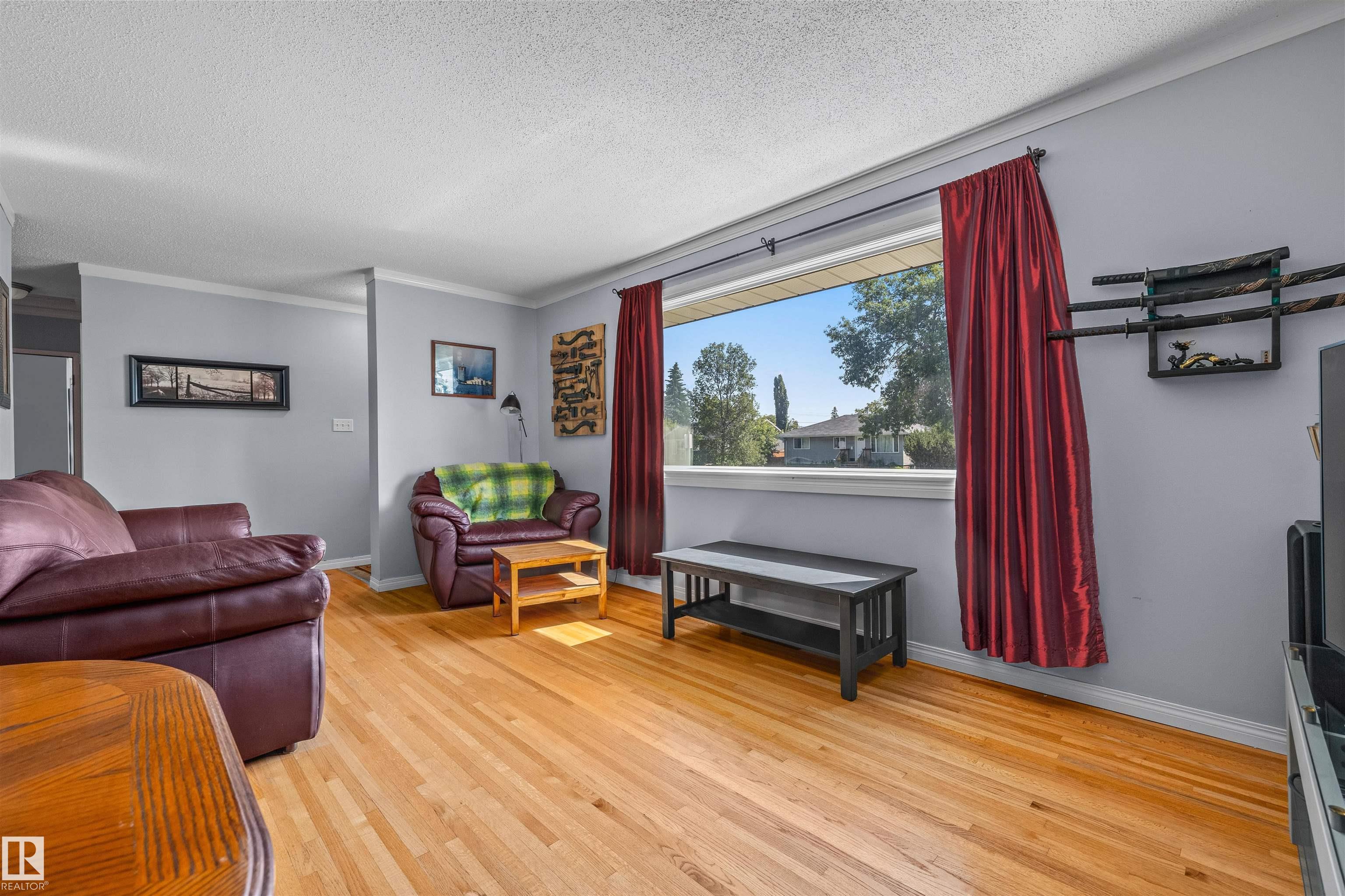 https://zimg.paragon.ice.com/ParagonImages/Property/PM/RAE/225411631/7/0/0/606ea50c89c7f9d64754daec567ee942/1/1815a17ac5f44707d1d577e1adb89e17/225411631-489c3233-306c-41f0-b2d5-913c6cb4dc53.JPG