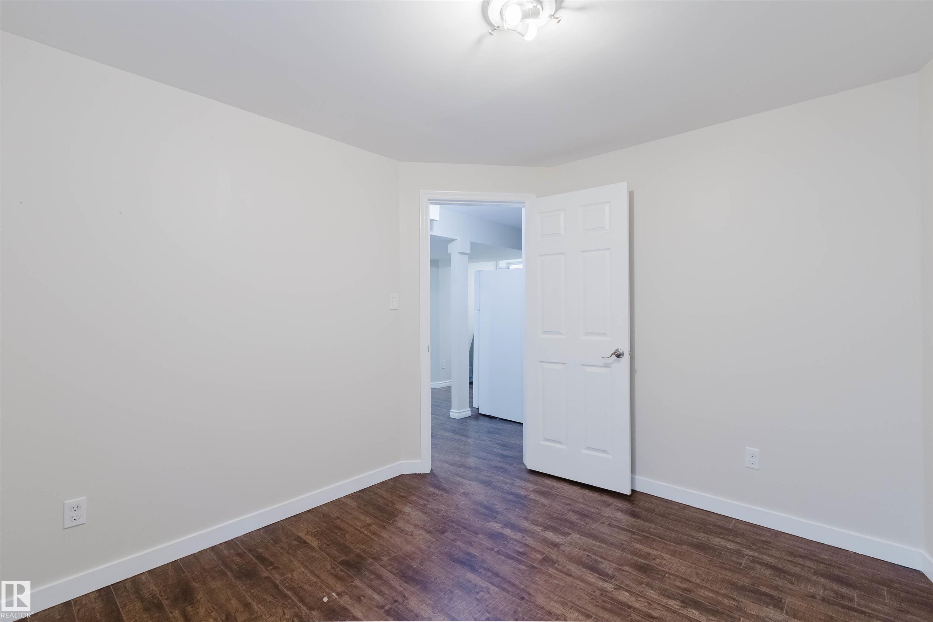https://zimg.paragon.ice.com/ParagonImages/Property/PM/RAE/225411668/32/0/0/5c41c087ce29808e01b68034ca3fd4e3/1/d41d5e236493d94309ed9eeeafaf491e/225411668-478964c1-3d5f-4ed5-983a-d341cc1950d9.JPG