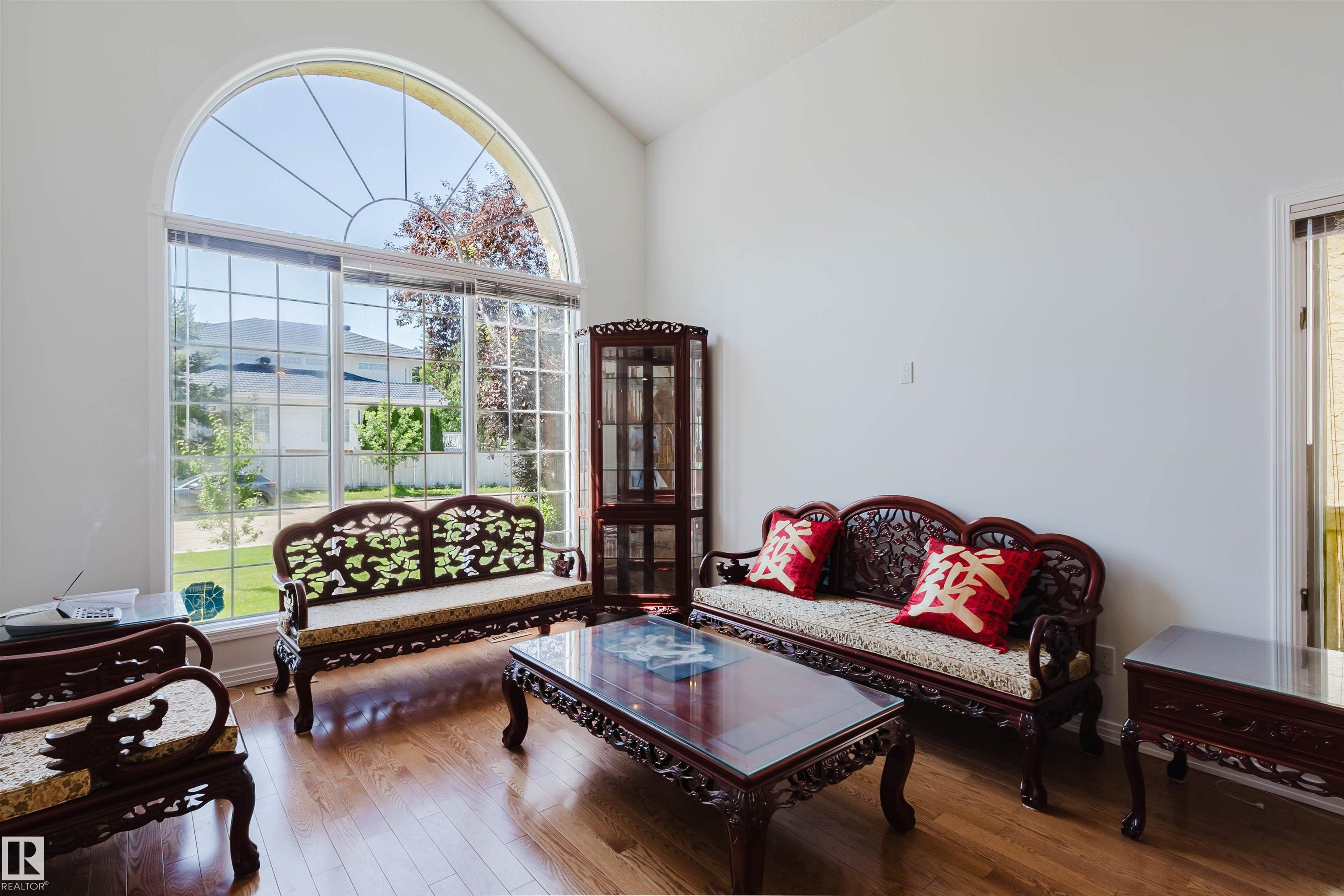 Picture for 15 CORMACK CR NW