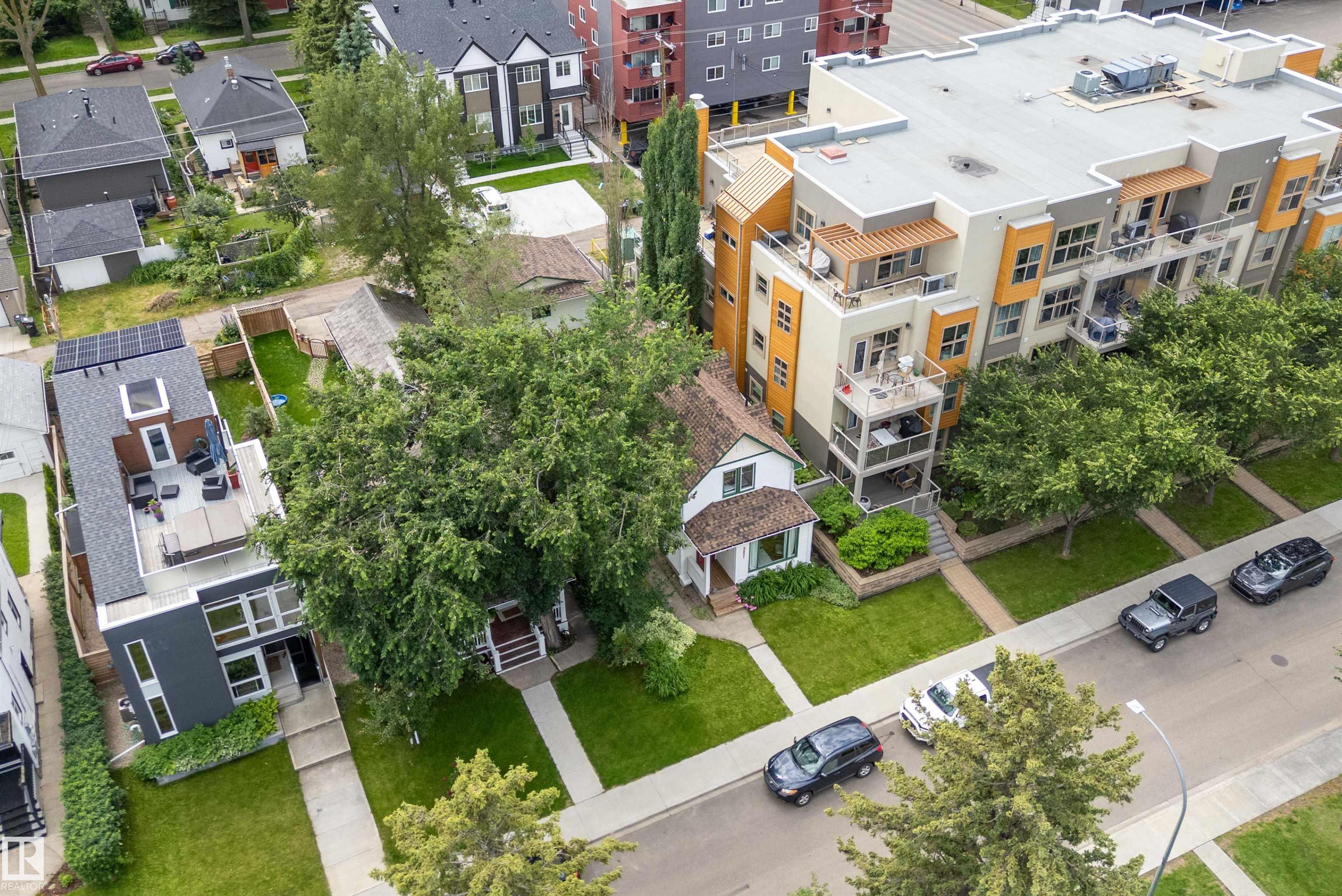 Picture for 9851 86 AV NW