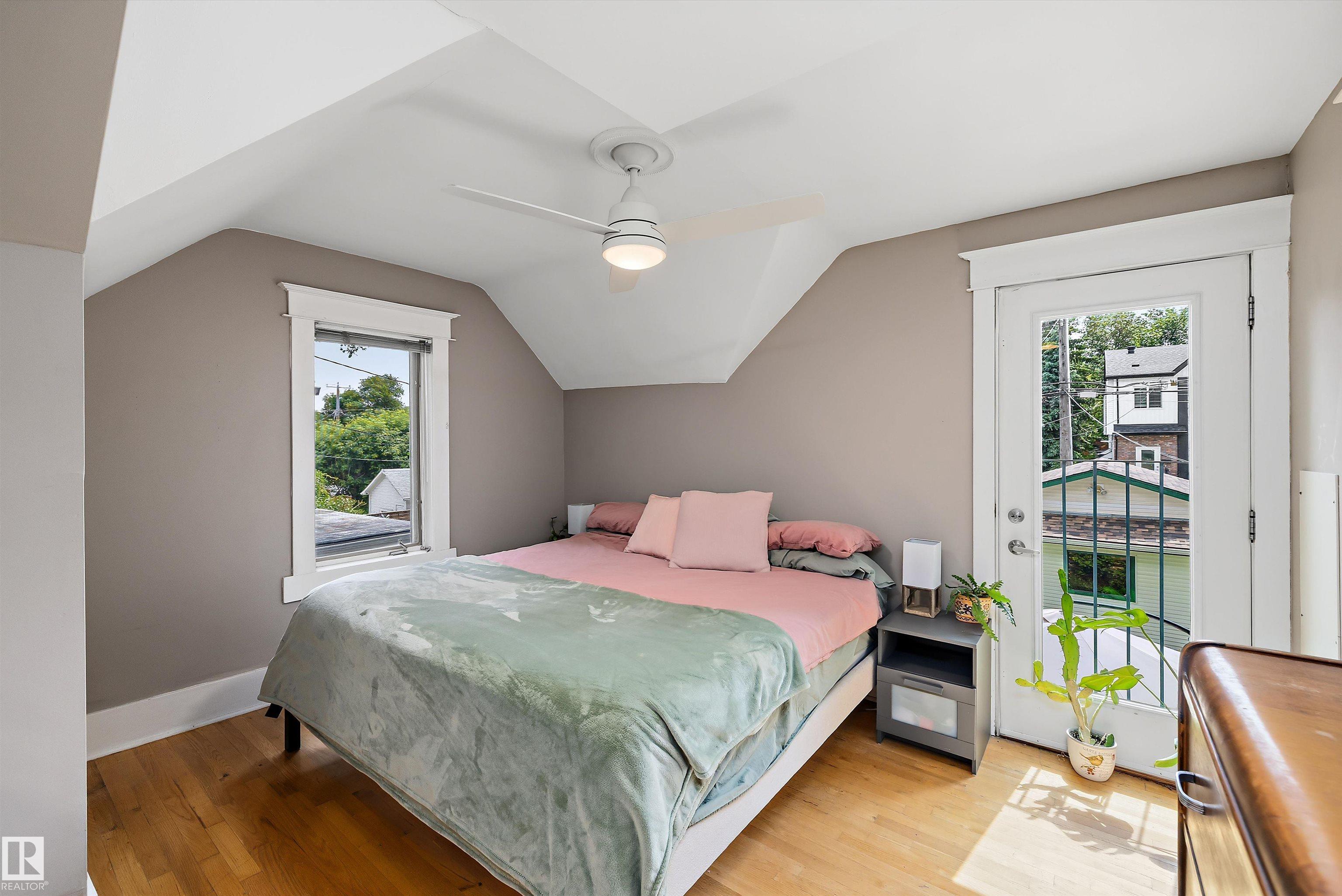 https://zimg.paragon.ice.com/ParagonImages/Property/PM/RAE/225411695/38/0/0/d27ea01a2f54486ca3f9ff832b254cfc/1/aa5d23c7866d34dc0837c52aec5b2855/225411695-13a3436b-1cbe-4d59-bd07-718d6718d7b9.JPG