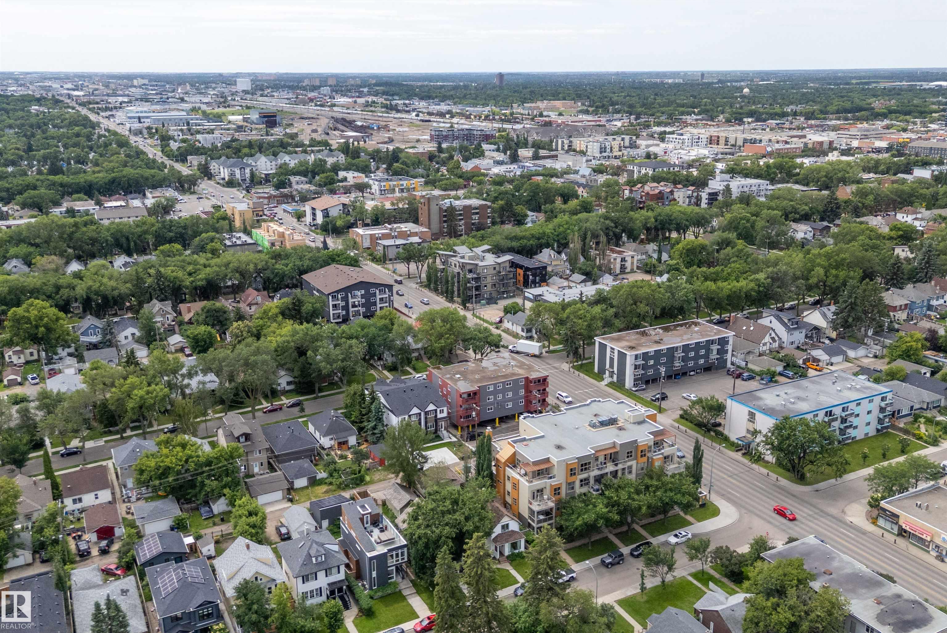 https://zimg.paragon.ice.com/ParagonImages/Property/PM/RAE/225411695/62/0/0/f0514d161f16db69f88f5b3ed5511896/1/aa5d23c7866d34dc0837c52aec5b2855/225411695-1121b9ce-a4c1-48b7-b1c6-8499679301d7.JPG