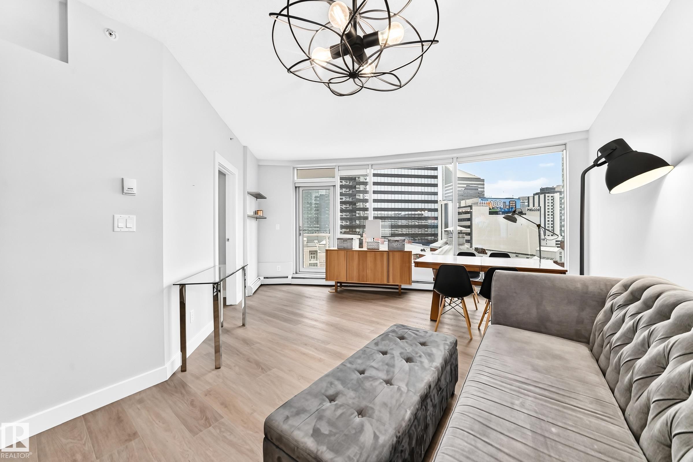 https://zimg.paragon.ice.com/ParagonImages/Property/PM/RAE/225411726/14/0/0/97f8b87c310d3852b36f8ef1012851c9/1/a6292e9b7f3d755c35c6bf6b5ed0549a/225411726-40d502f1-f4a4-4b8c-85b9-f3dd8b06ce67.JPG