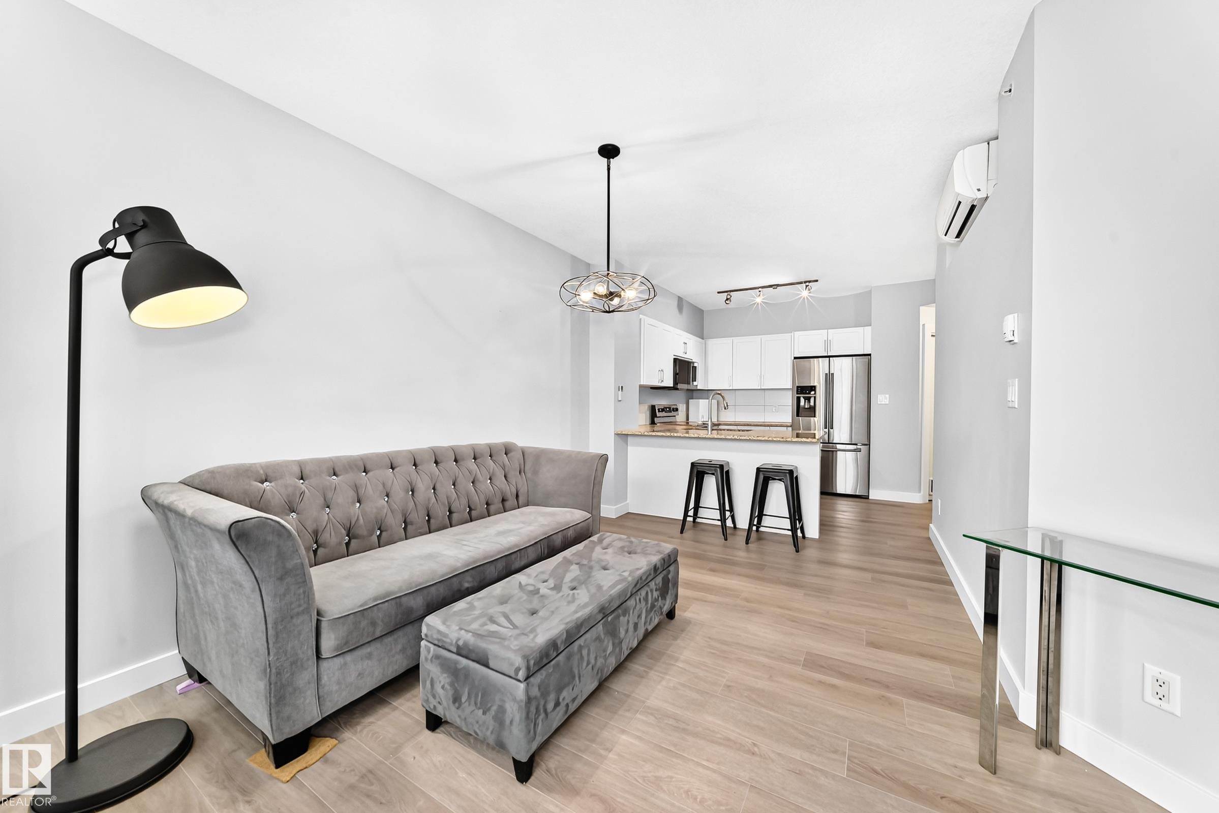 https://zimg.paragon.ice.com/ParagonImages/Property/PM/RAE/225411726/16/0/0/d24ca0bf89fcb4cfbf172c9468e283a7/1/a6292e9b7f3d755c35c6bf6b5ed0549a/225411726-5b784adf-7930-4aa2-b259-0ecdc03825be.JPG