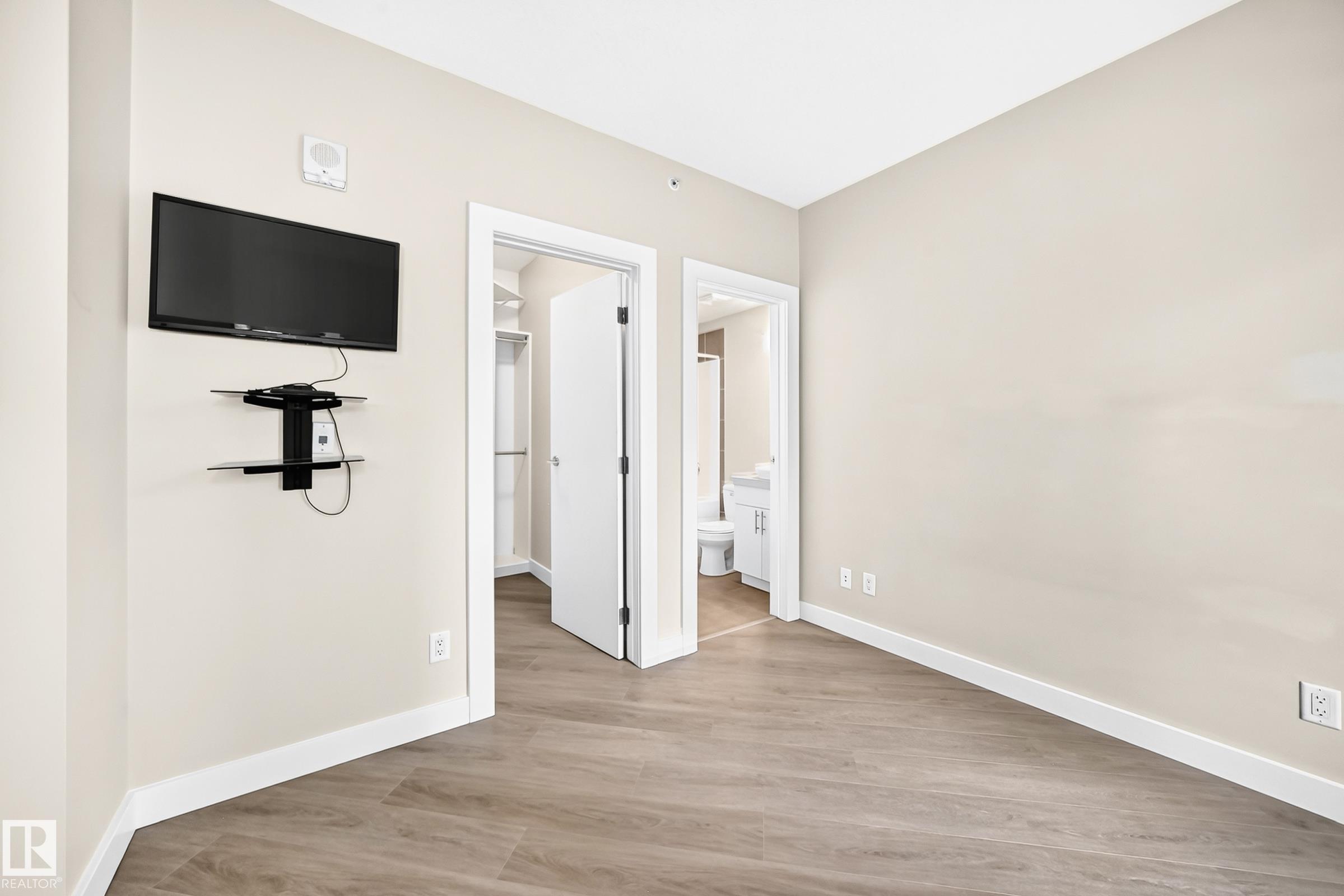 https://zimg.paragon.ice.com/ParagonImages/Property/PM/RAE/225411726/25/0/0/9741c5d7b71b2c5613b1957329b7c86a/1/a6292e9b7f3d755c35c6bf6b5ed0549a/225411726-a3823009-4424-4248-9548-b235fbae7b00.JPG