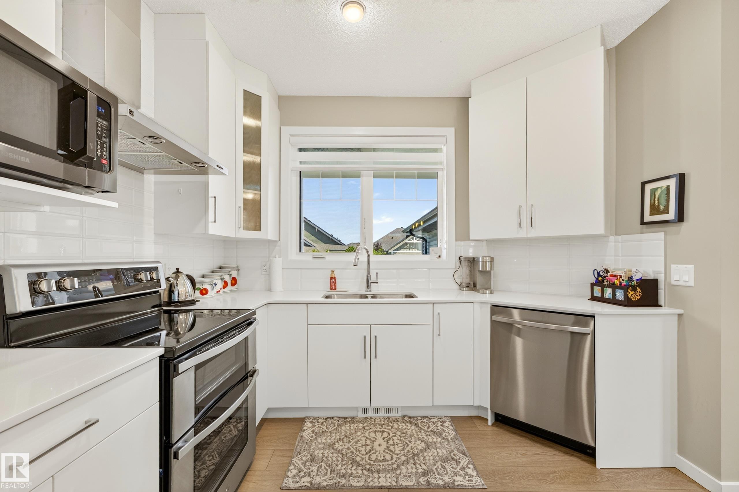 https://zimg.paragon.ice.com/ParagonImages/Property/PM/RAE/225411753/10/0/0/a0b8e50d1c3687068e77939784950046/1/4ce86eeff70f584a3e5a1c431a29feac/225411753-b88b267b-844c-463c-a4a3-c25099faf3fe.JPG