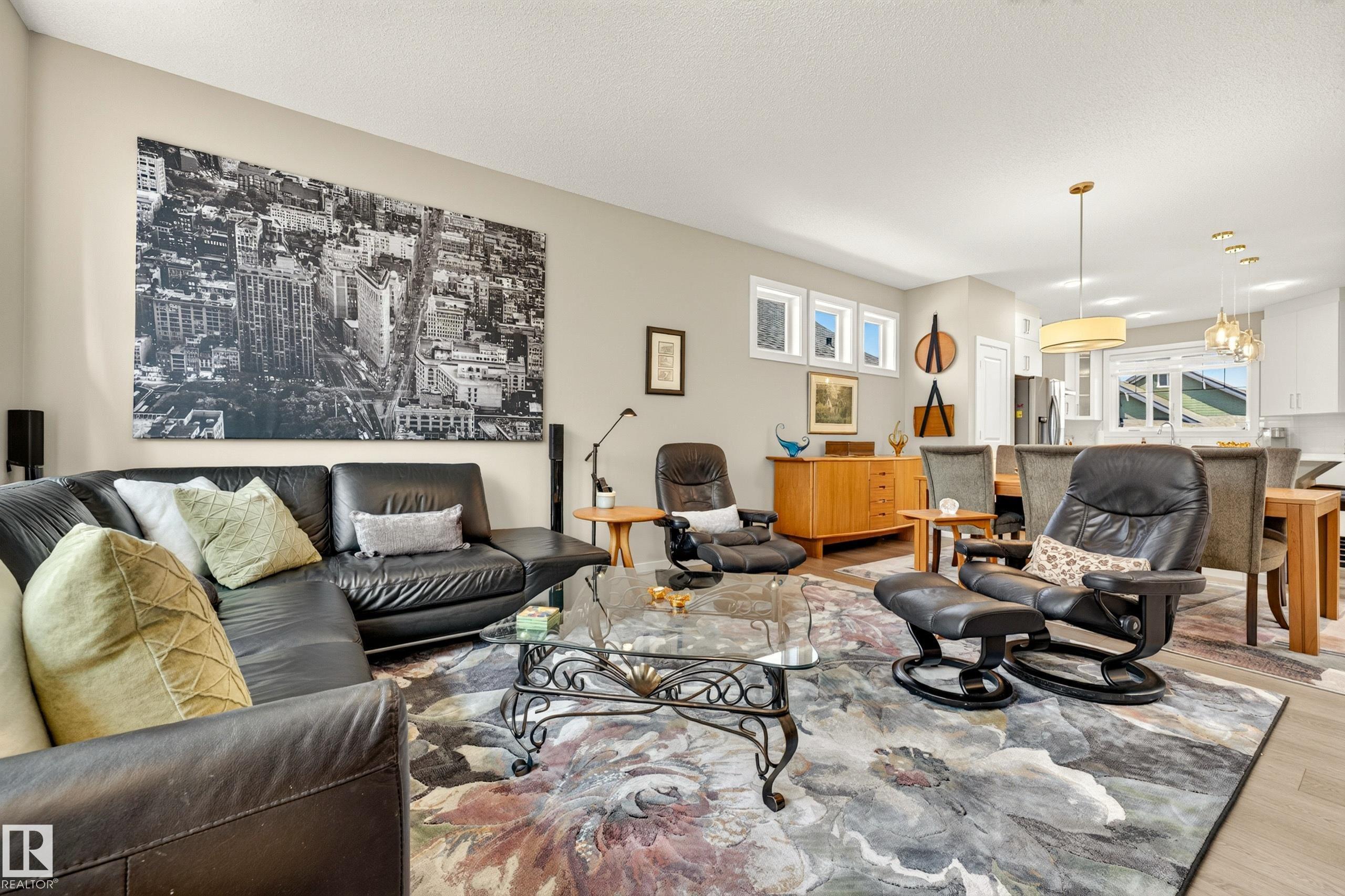 https://zimg.paragon.ice.com/ParagonImages/Property/PM/RAE/225411753/29/0/0/34bc73cf4ab91b1c62257b566f5e6eba/1/4ce86eeff70f584a3e5a1c431a29feac/225411753-c2870a40-866b-4bef-b02f-7b8c04ffea19.JPG