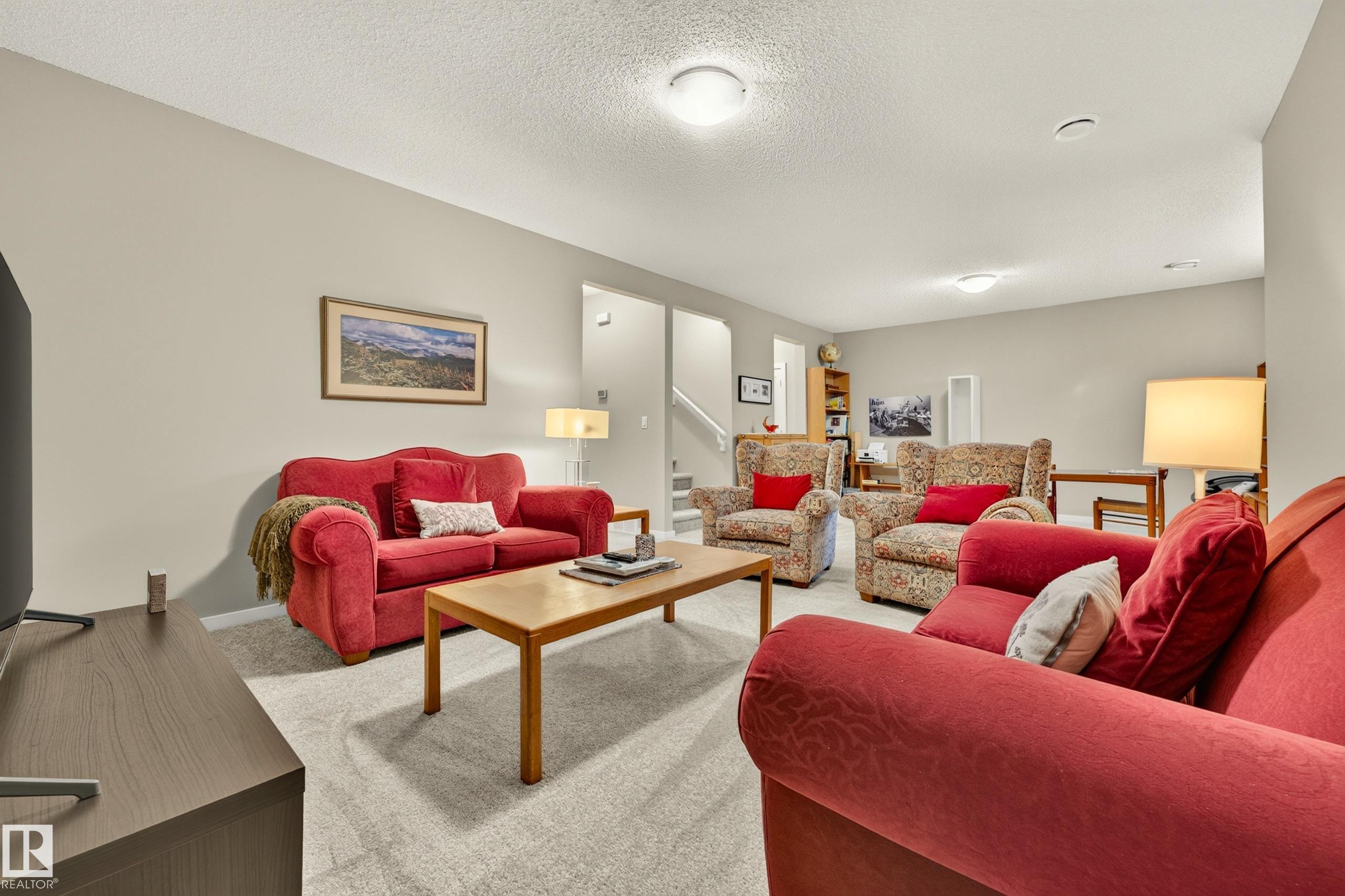 https://zimg.paragon.ice.com/ParagonImages/Property/PM/RAE/225411753/41/0/0/fb87079ffa8708cd34449cde2f9b1cfd/1/4ce86eeff70f584a3e5a1c431a29feac/225411753-6d23dfd5-2a4f-4891-915c-5d3a1f84bc8a.JPG
